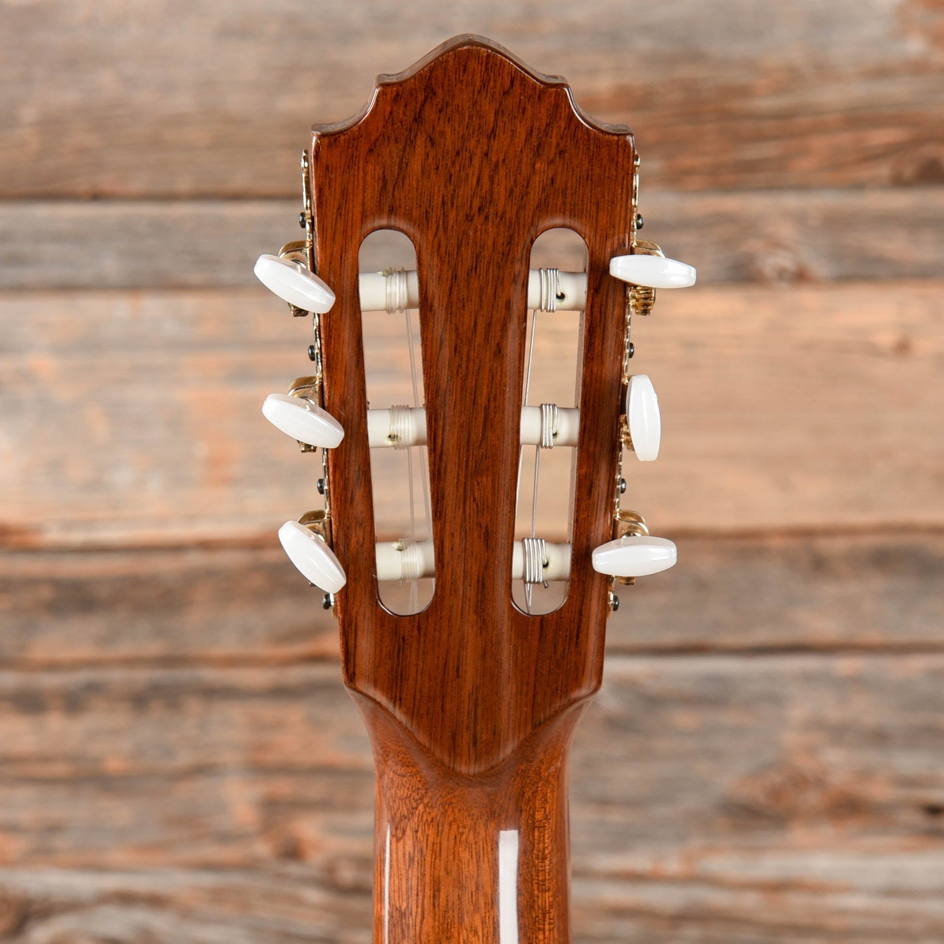 Hofner HF15 Classical Guitar Natural Acoustic Guitars / Concert