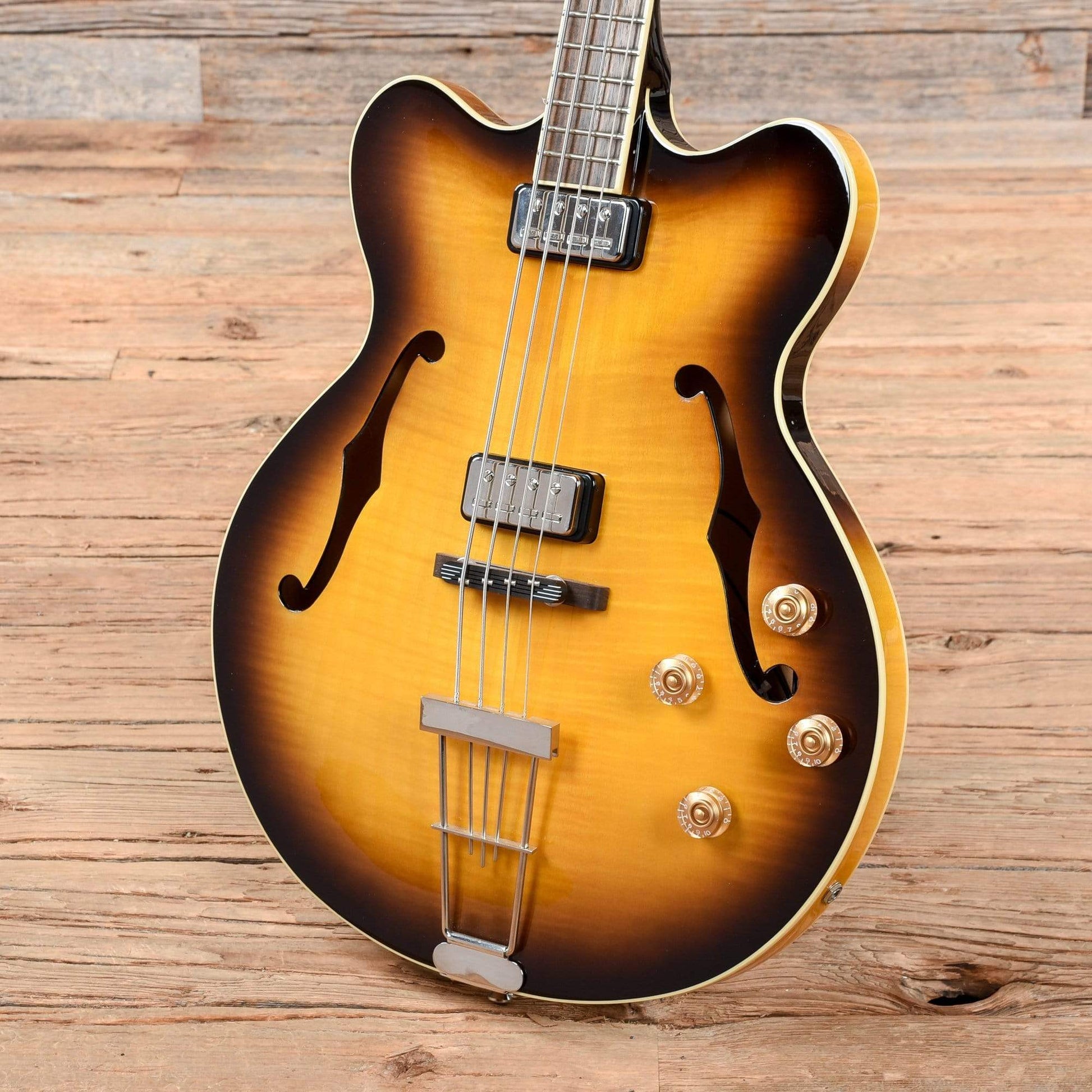 Hofner Contemporary Verythin Reissue Bass Sunburst Bass Guitars / Short Scale