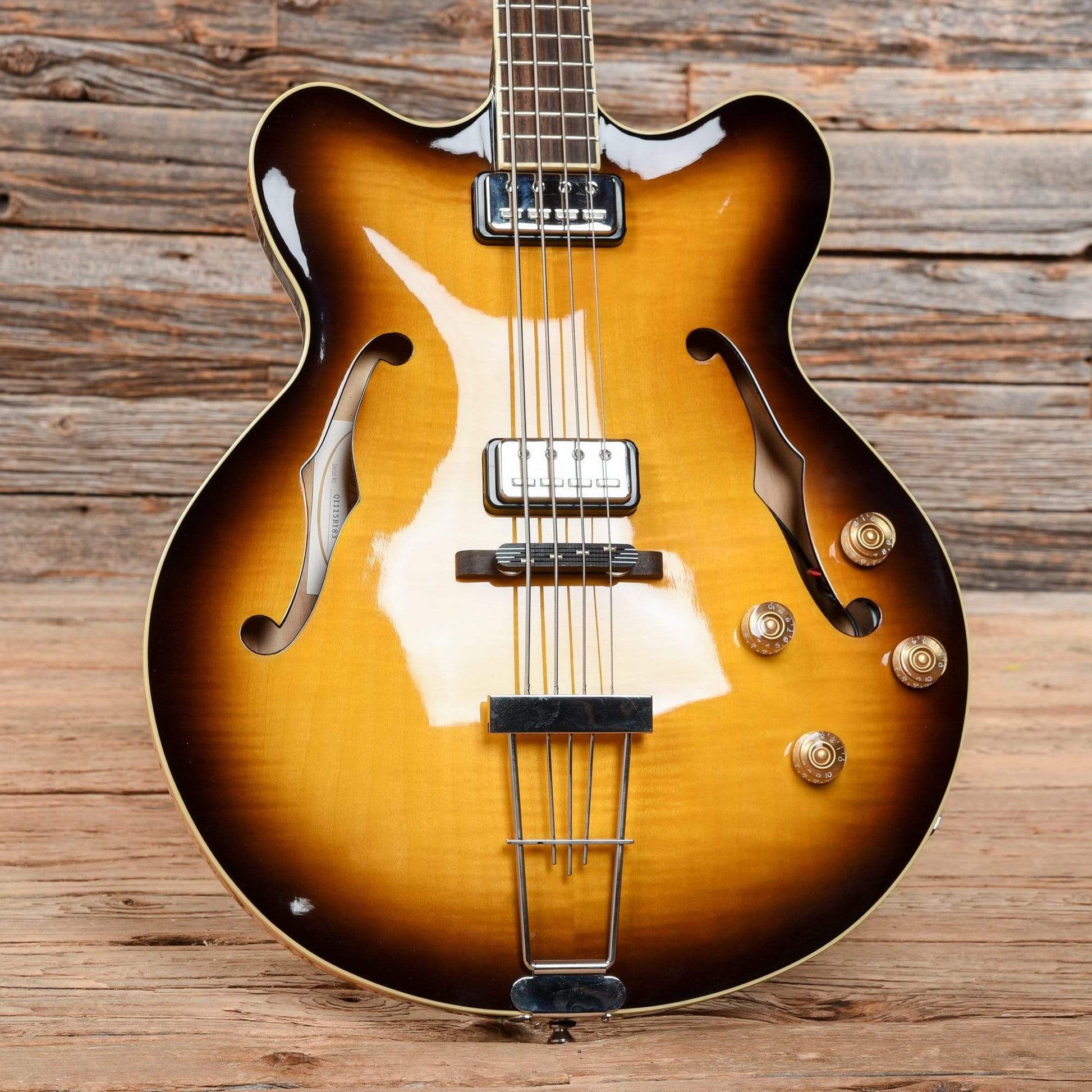 Hofner Contemporary Verythin Reissue Bass Sunburst Bass Guitars / Short Scale