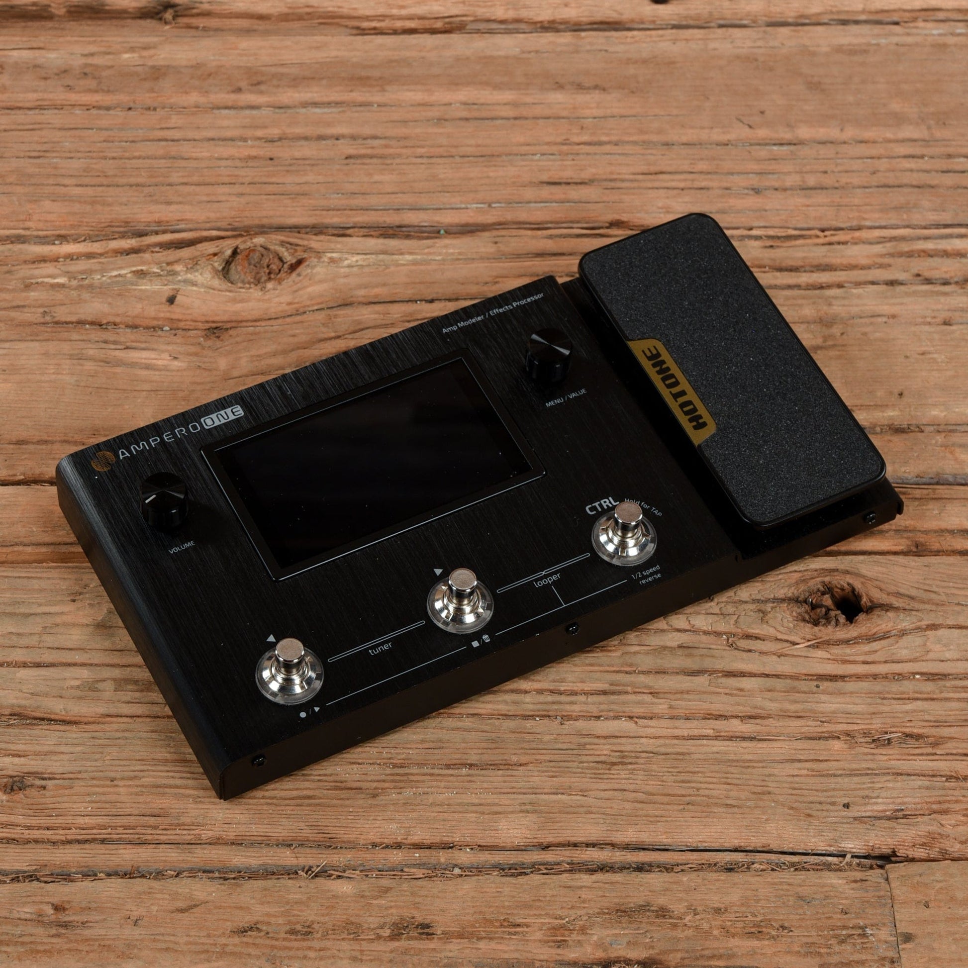 Hotone Ampero One – Chicago Music Exchange