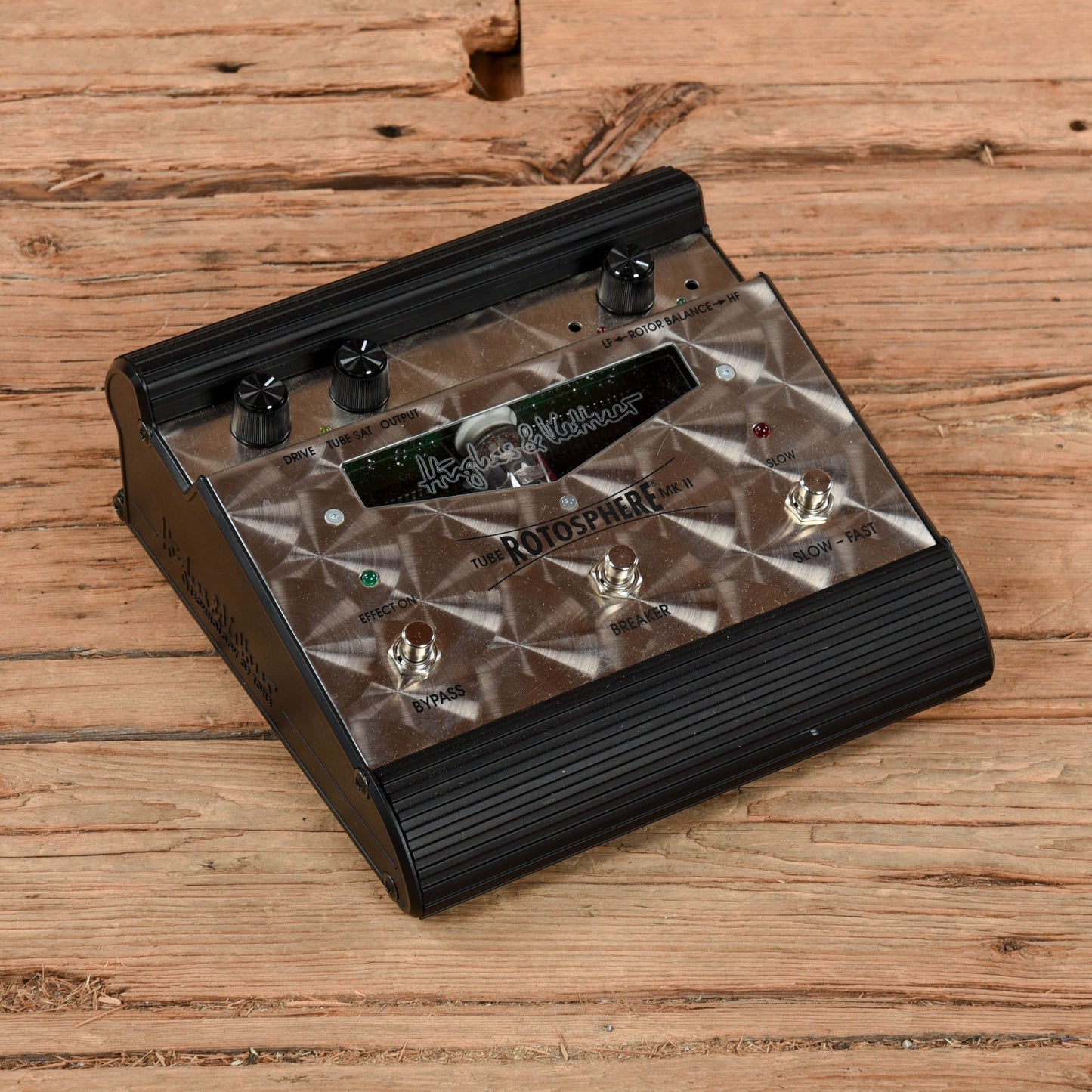 Hughes & Kettner Rotosphere II Effects and Pedals / Amp Modeling