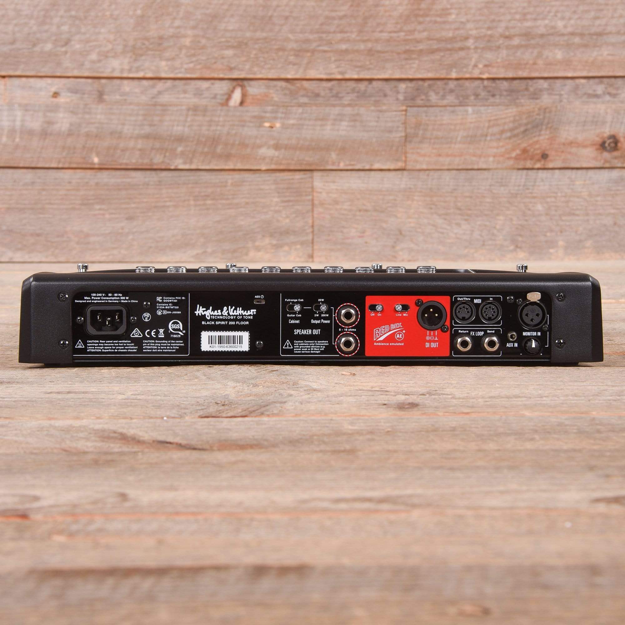Hughes & Kettner Black Spirit 200 Floorboard Amplifier Effects and Pedals / Controllers, Volume and Expression