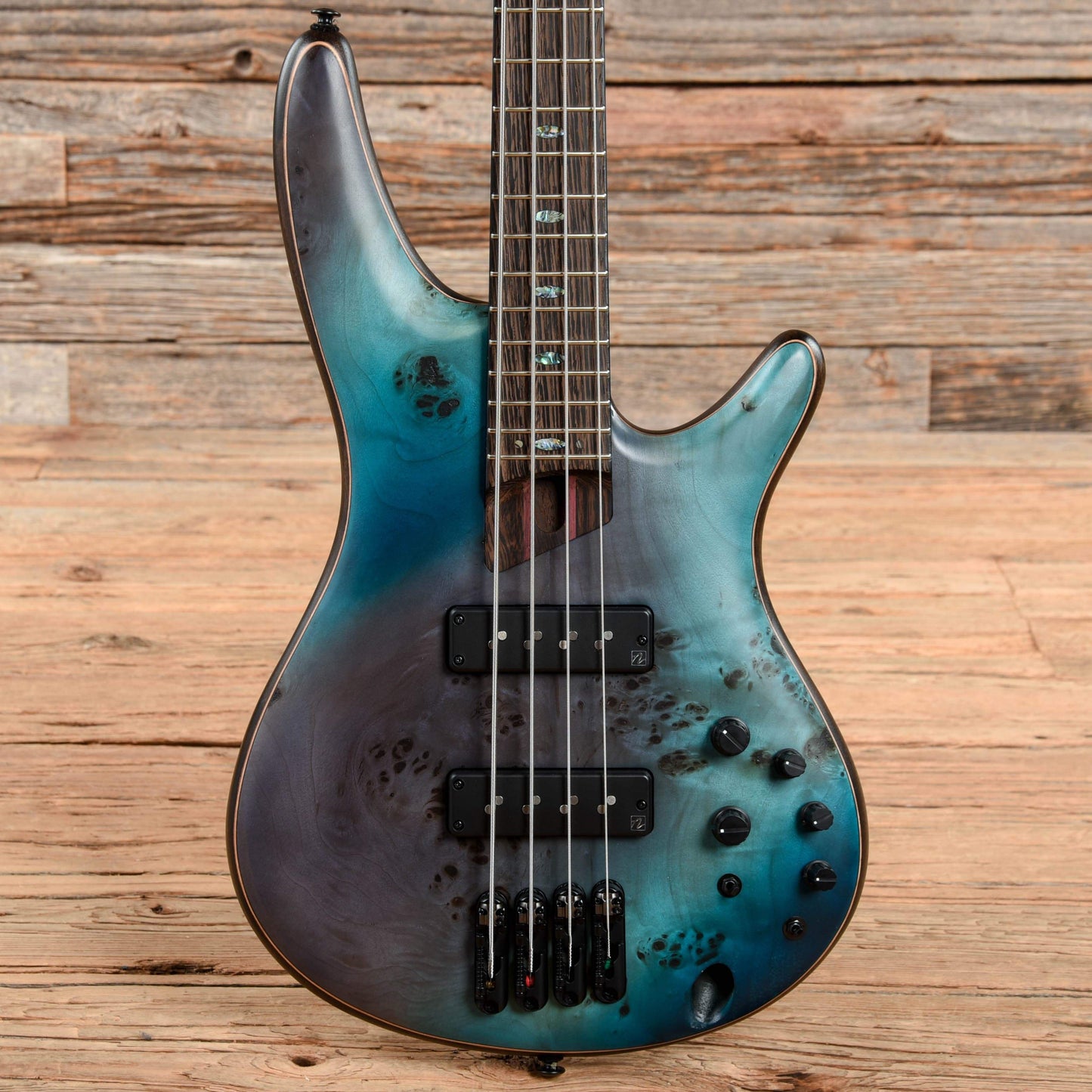 Ibanez SR1600B Soundgear Premium Bass Bass Guitars / 4-String