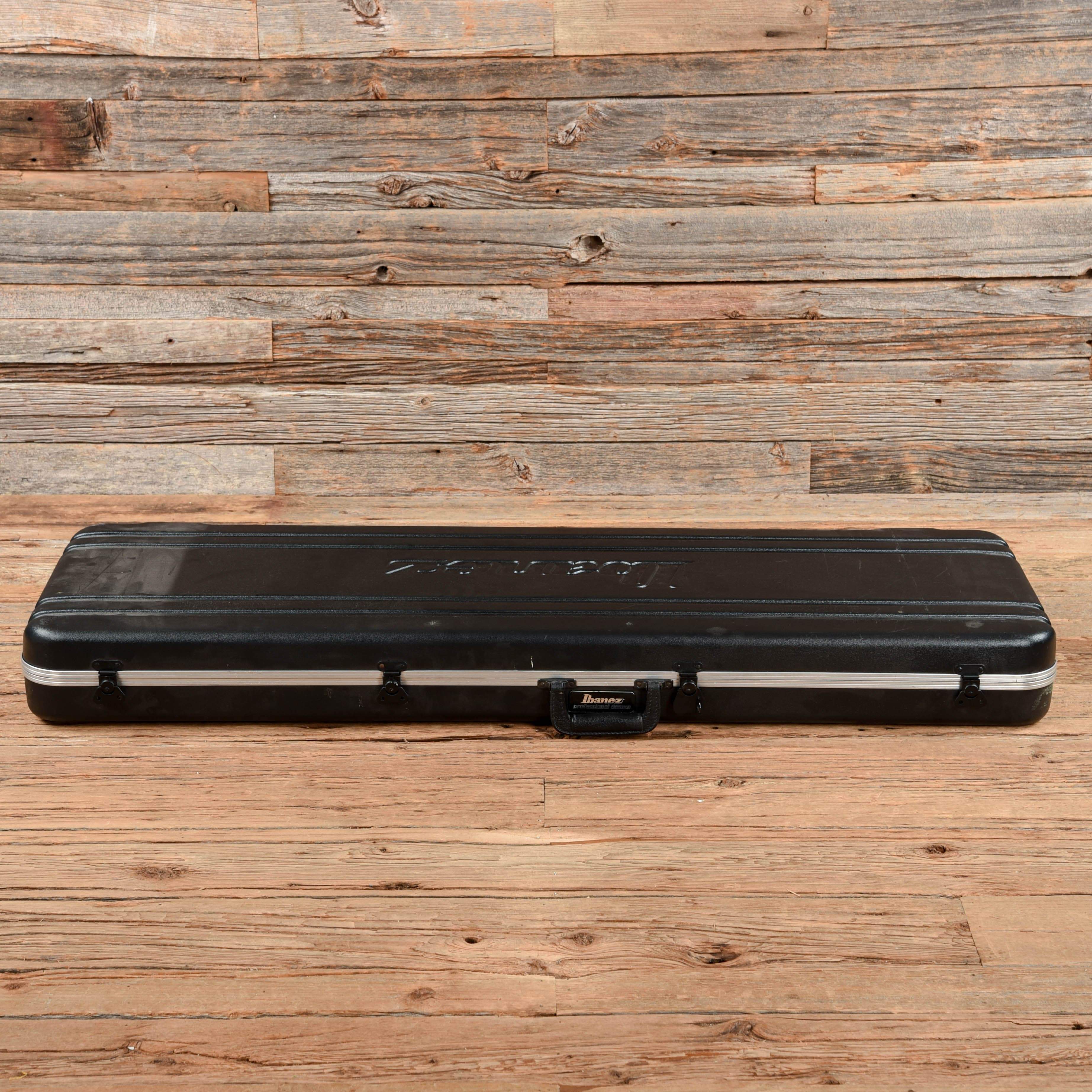 Ibanez SR800 Black 1992 Bass Guitars / 4-String