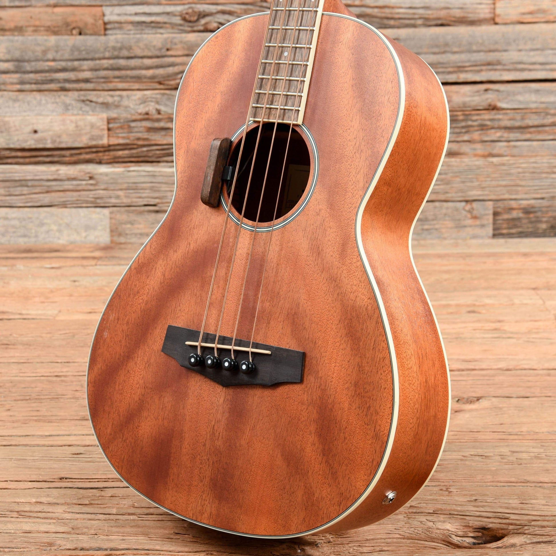 Ibanez PNB14EOPN 4-String Open Pore Parlor Bass Natural Bass Guitars / Short Scale