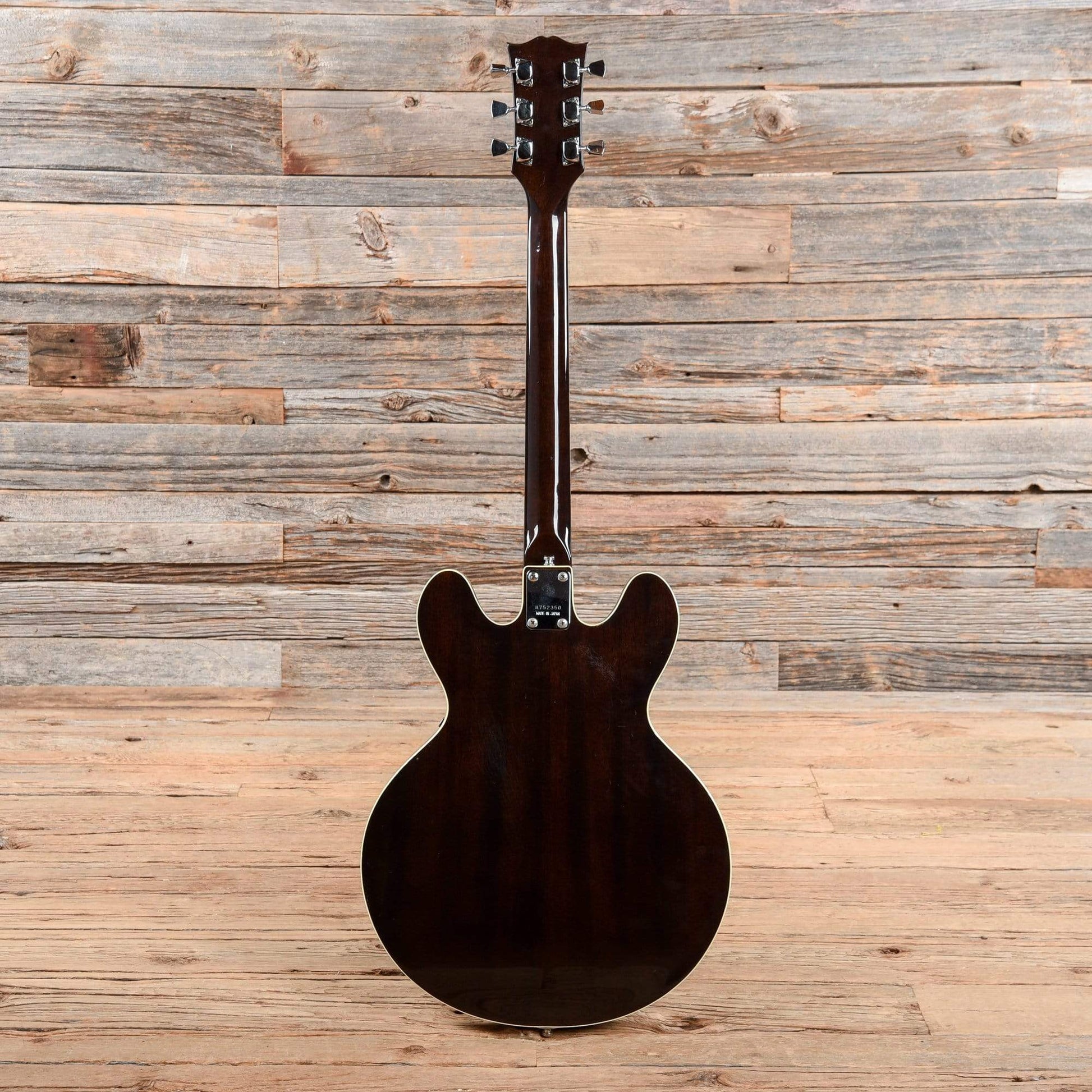 Ibanez Model 2390 Walnut 1975 Electric Guitars / Semi-Hollow