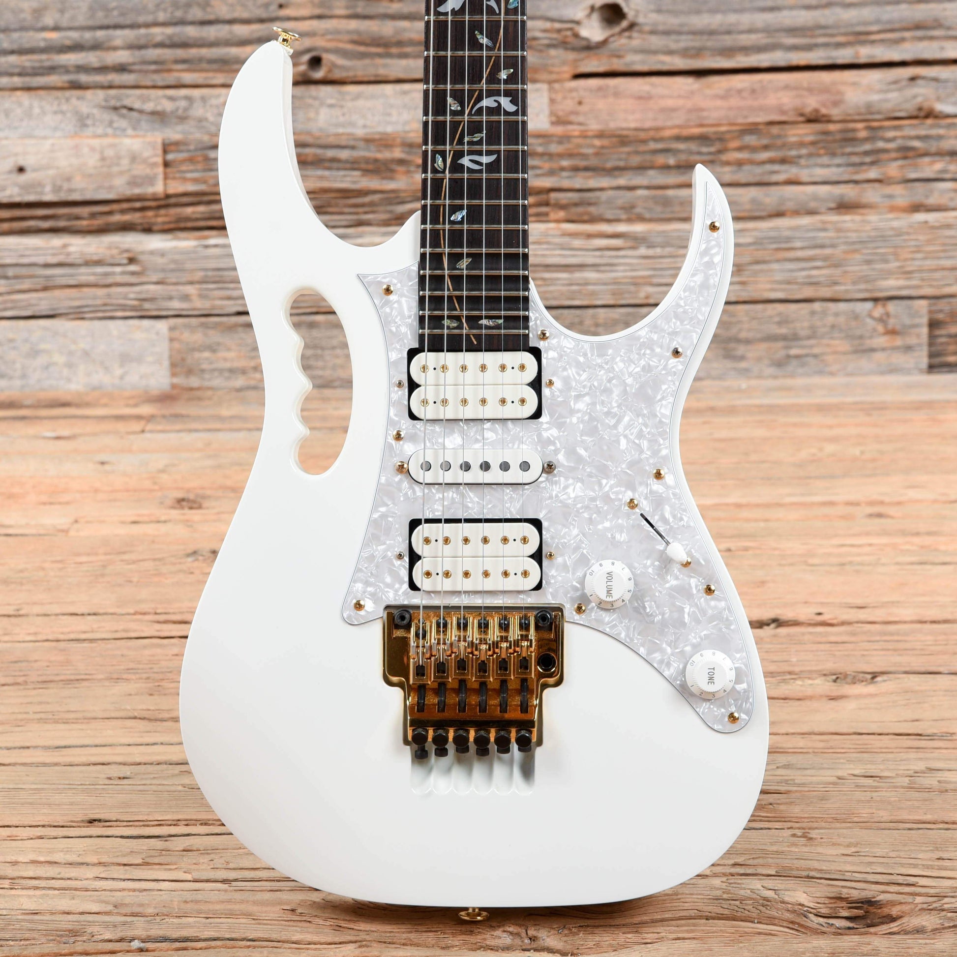 Ibanez JEM7VWH Electric Guitars / Solid Body