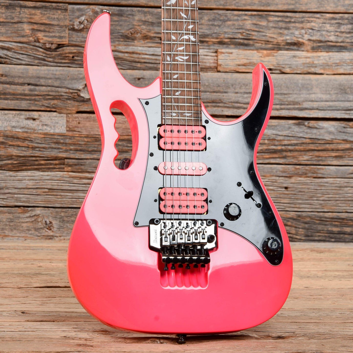 Ibanez JEMJRSP JEM/UV Steve Vai Signature Pink 2018 Electric Guitars / Solid Body