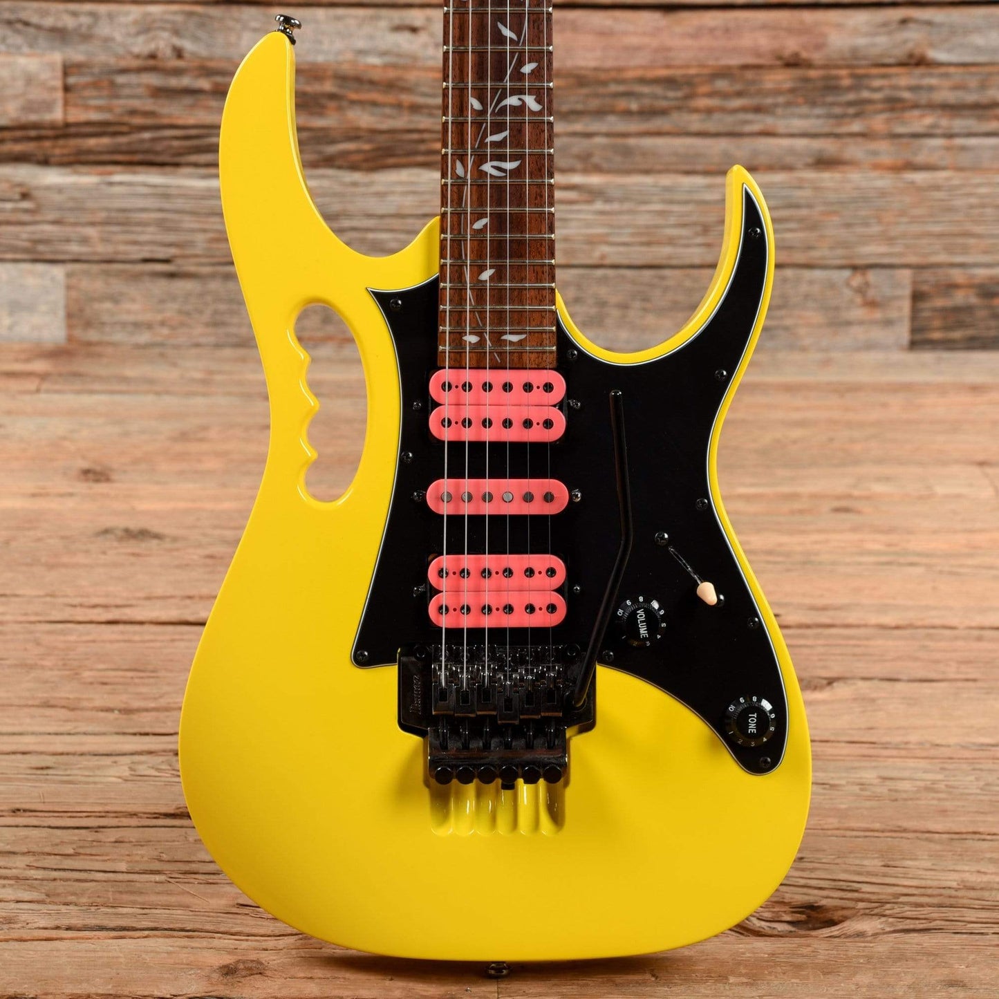 Ibanez JEMJRSP Steve Vai Signature Yellow 2020 Electric Guitars / Solid Body