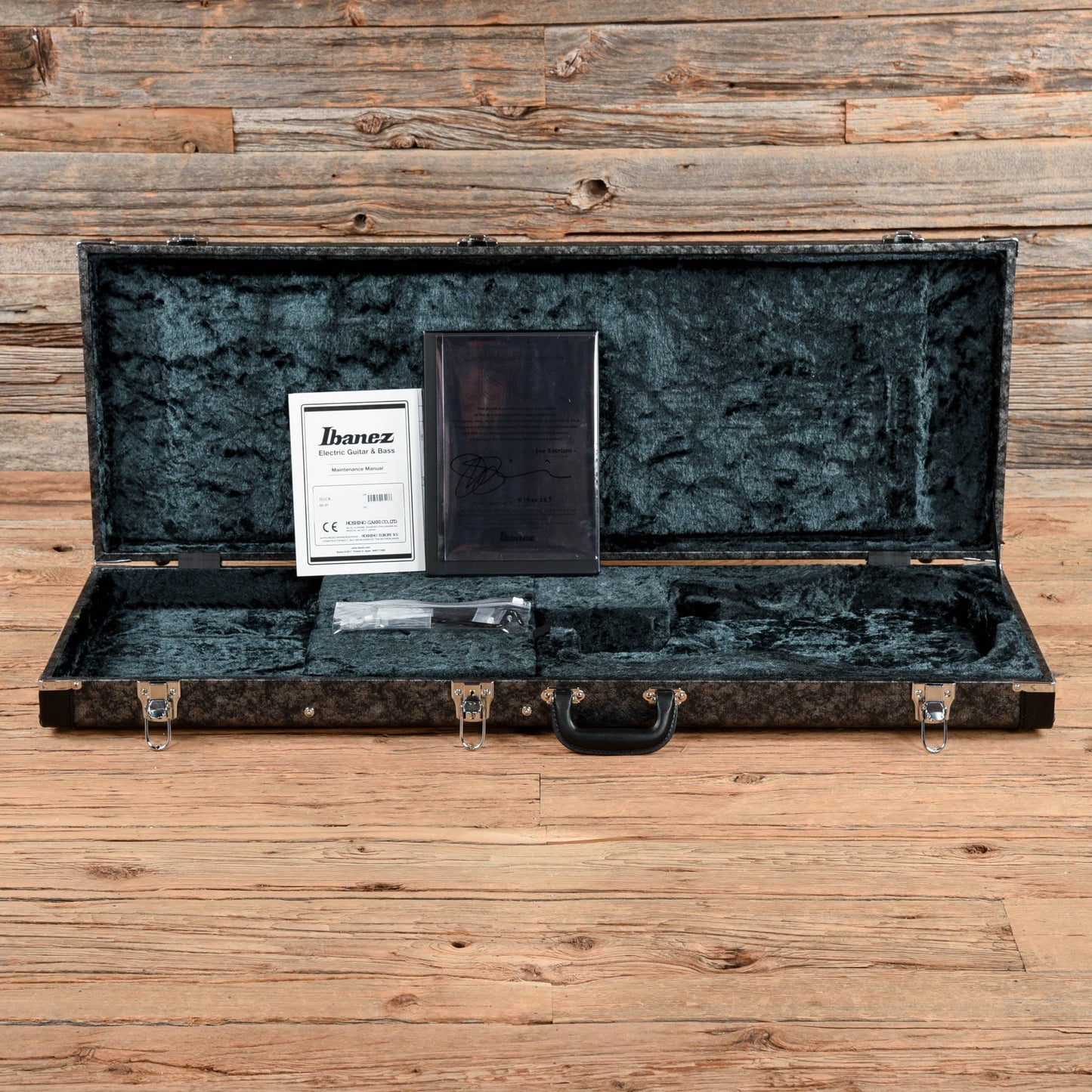 Ibanez JS1-CR Joe Satriani Signature w/Sustainiac Chrome 2019 Electric Guitars / Solid Body