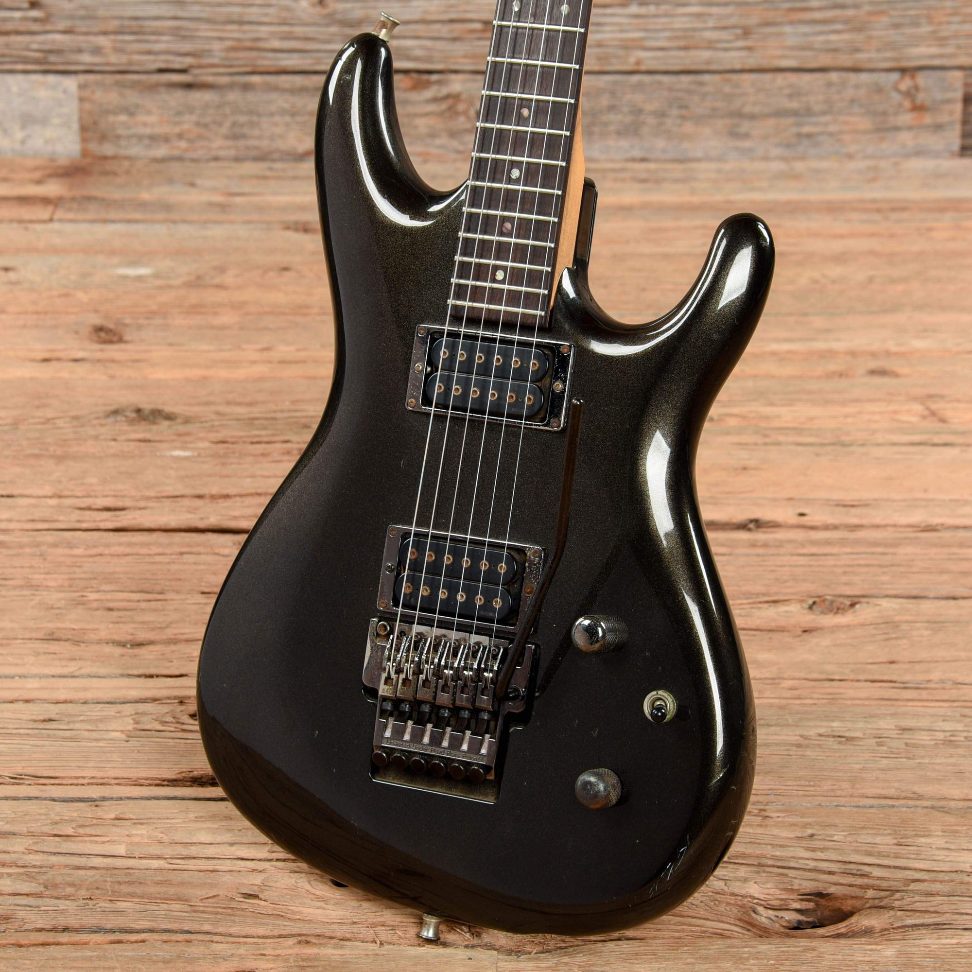 Js1000 Ibanez JS1000 Joe Satriani Black Pearl 2000 – Chicago Music Exchange