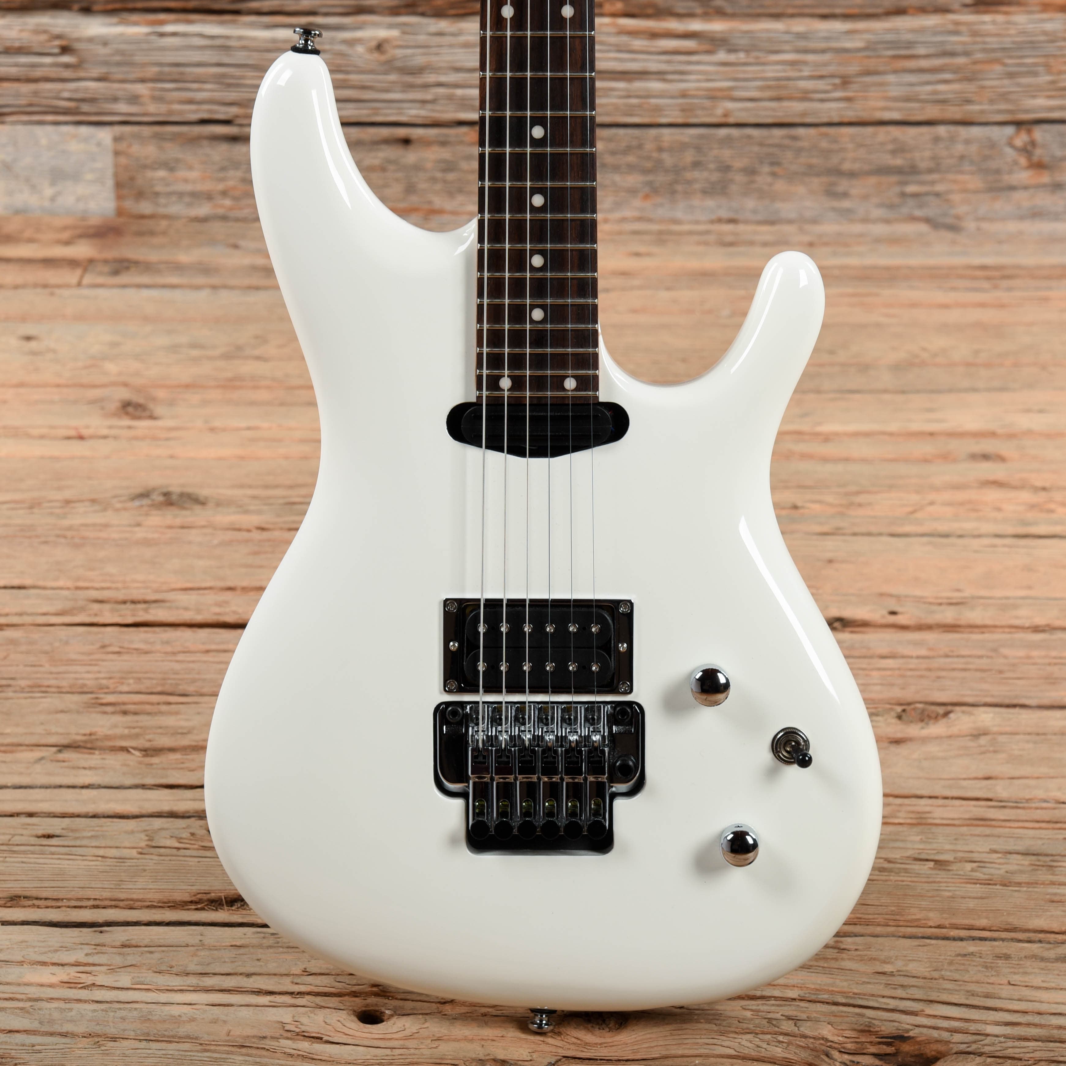 Ibanez JS140-WH 100 Series Joe Satriani Signature White 2015