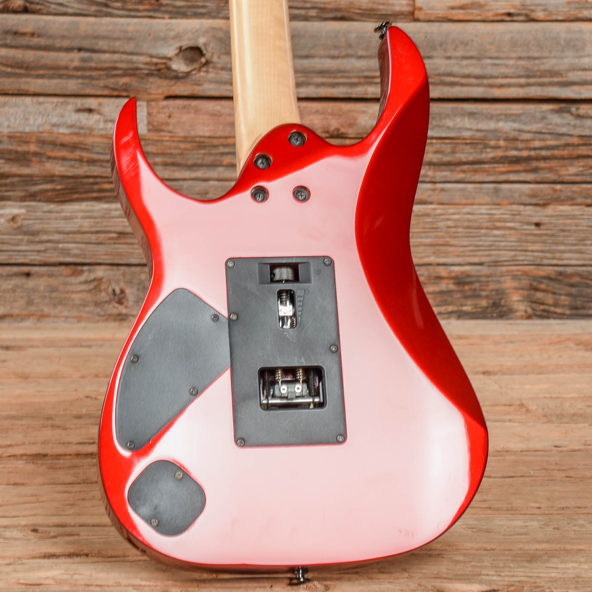 Ibanez RG3XXV Candy Apple 2012 – Chicago Music Exchange