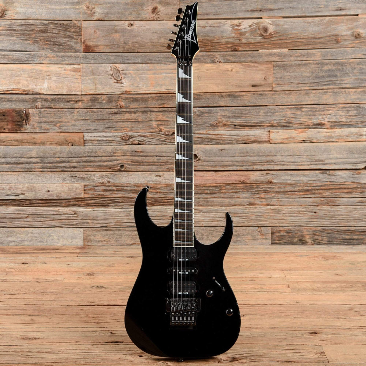 Ibanez RG770 Black 1991 – Chicago Music Exchange