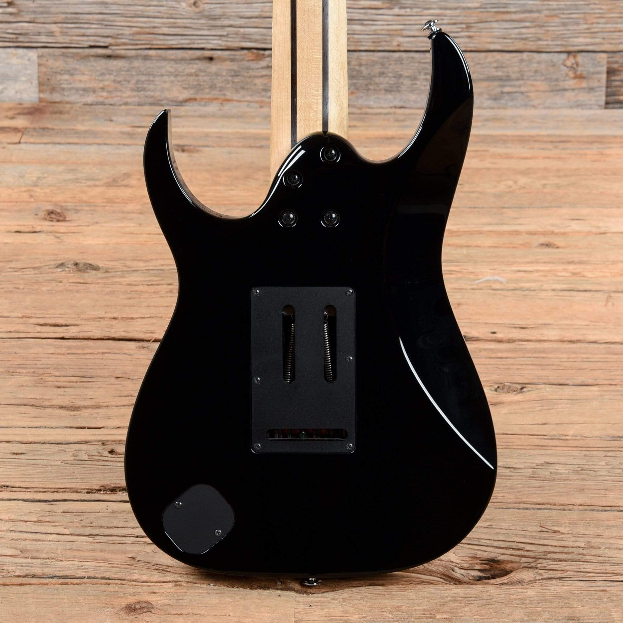 Ibanez Universe UV777 Black 2009 Electric Guitars / Solid Body