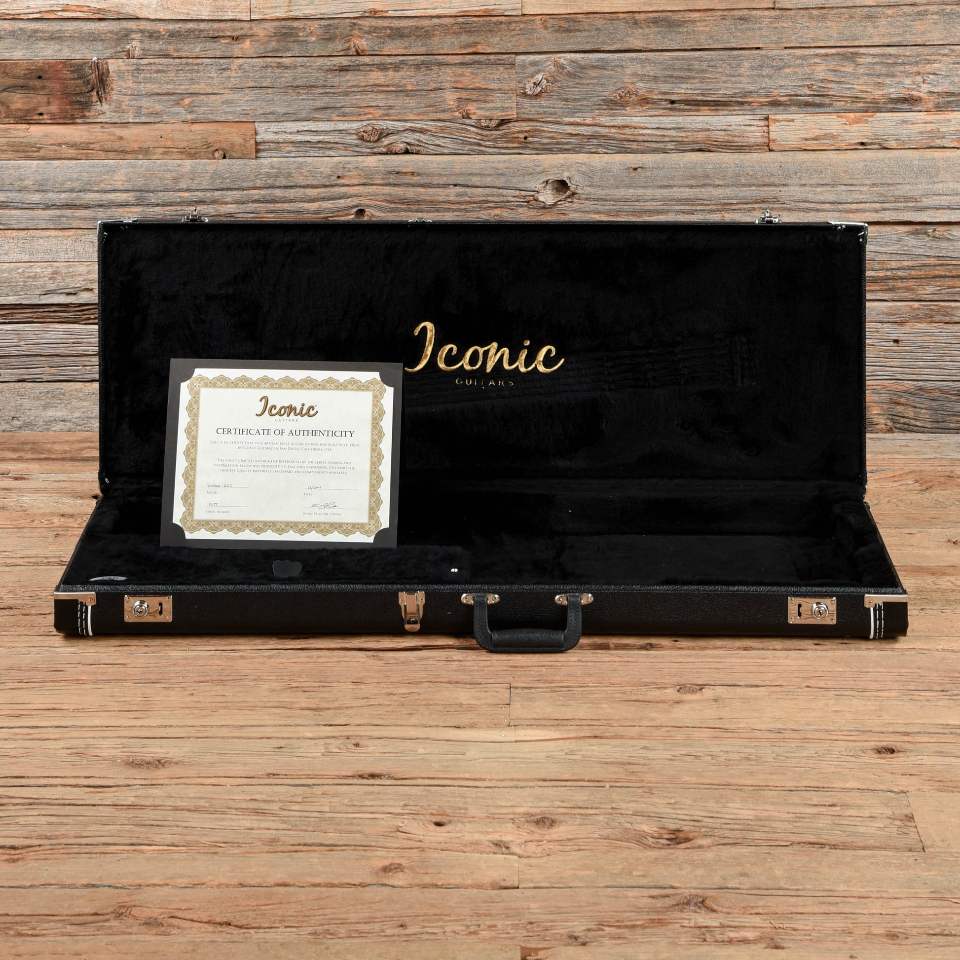 Iconic Vintage 62S Lake Placid Blue 2018 Electric Guitars / Solid Body