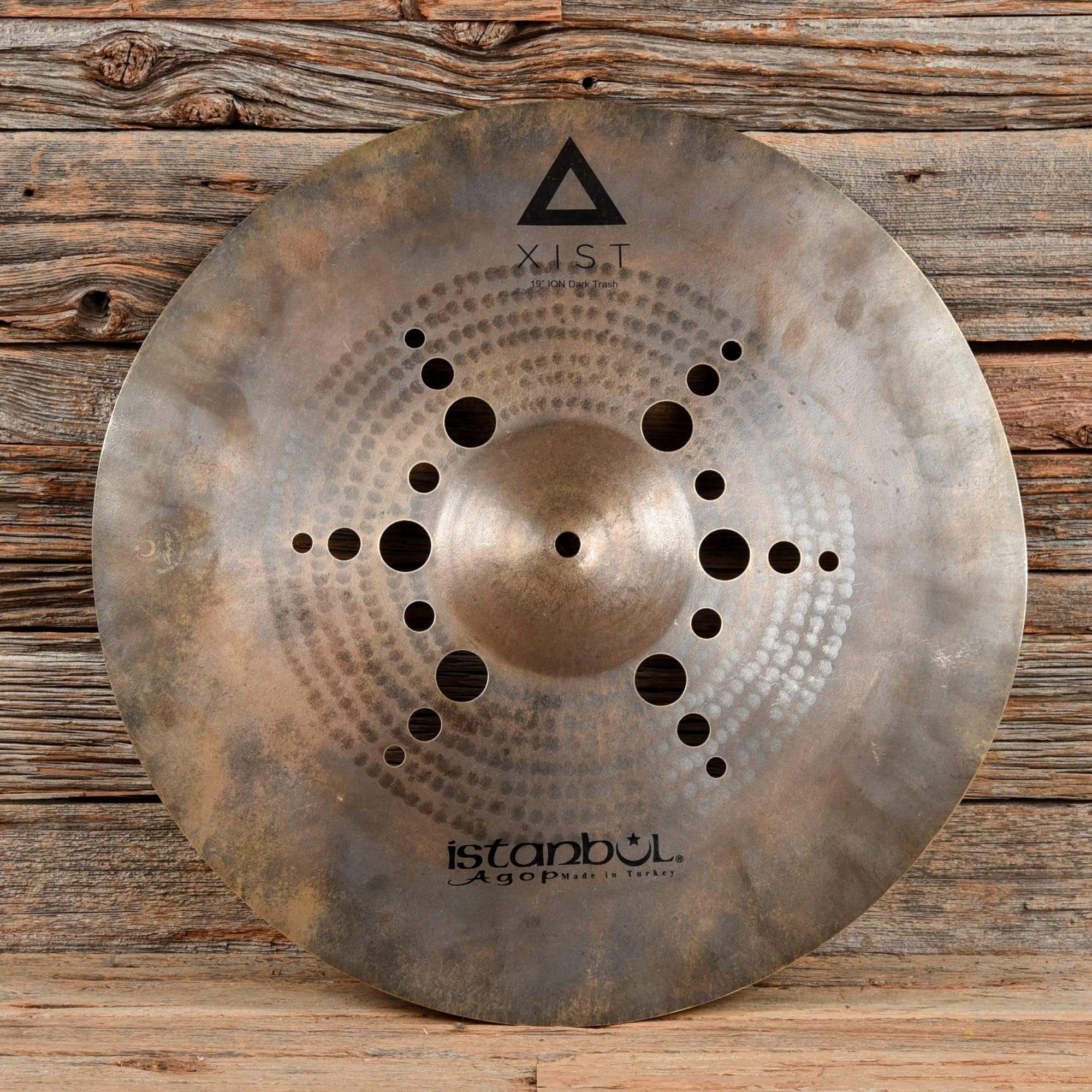 Istanbul Agop 19