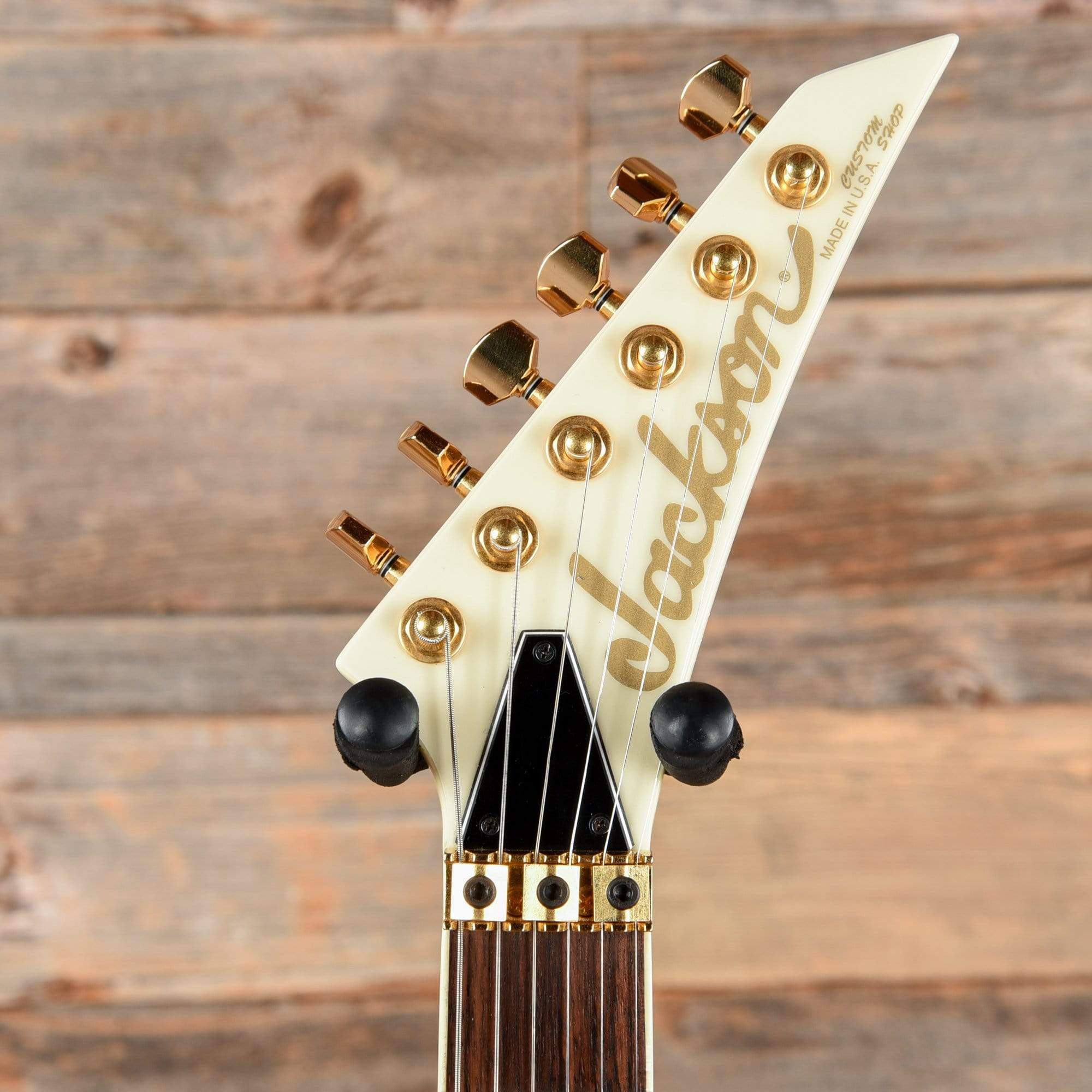 Jackson Custom Shop KE2 Kelly Vanilla Milkshake 2013 Electric Guitars / Solid Body