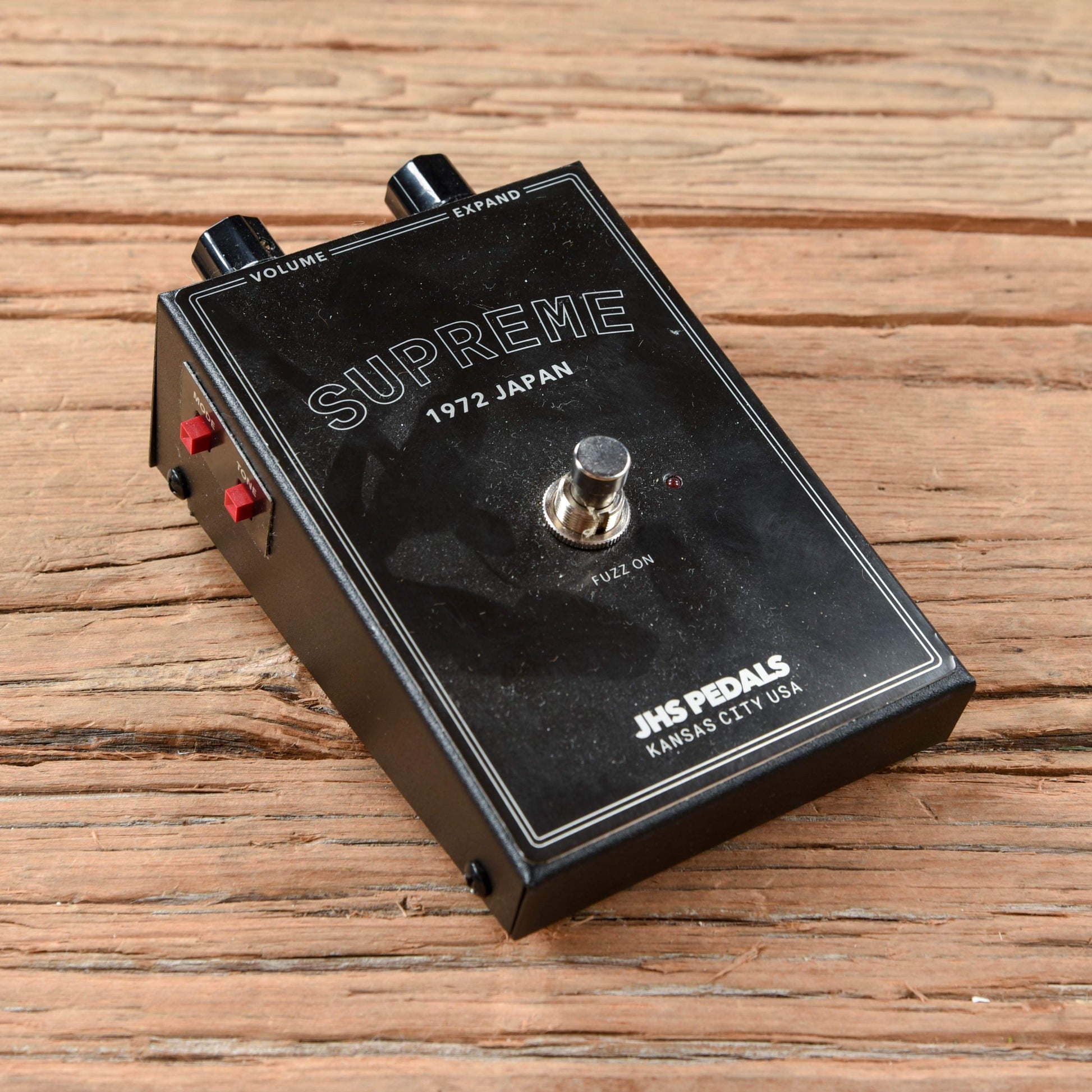 JHS Legends Series Supreme 1972 Japan Fuzz Effects and Pedals / Fuzz