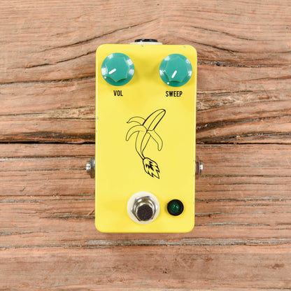 JHS Banana Boost Effects and Pedals / Overdrive and Boost