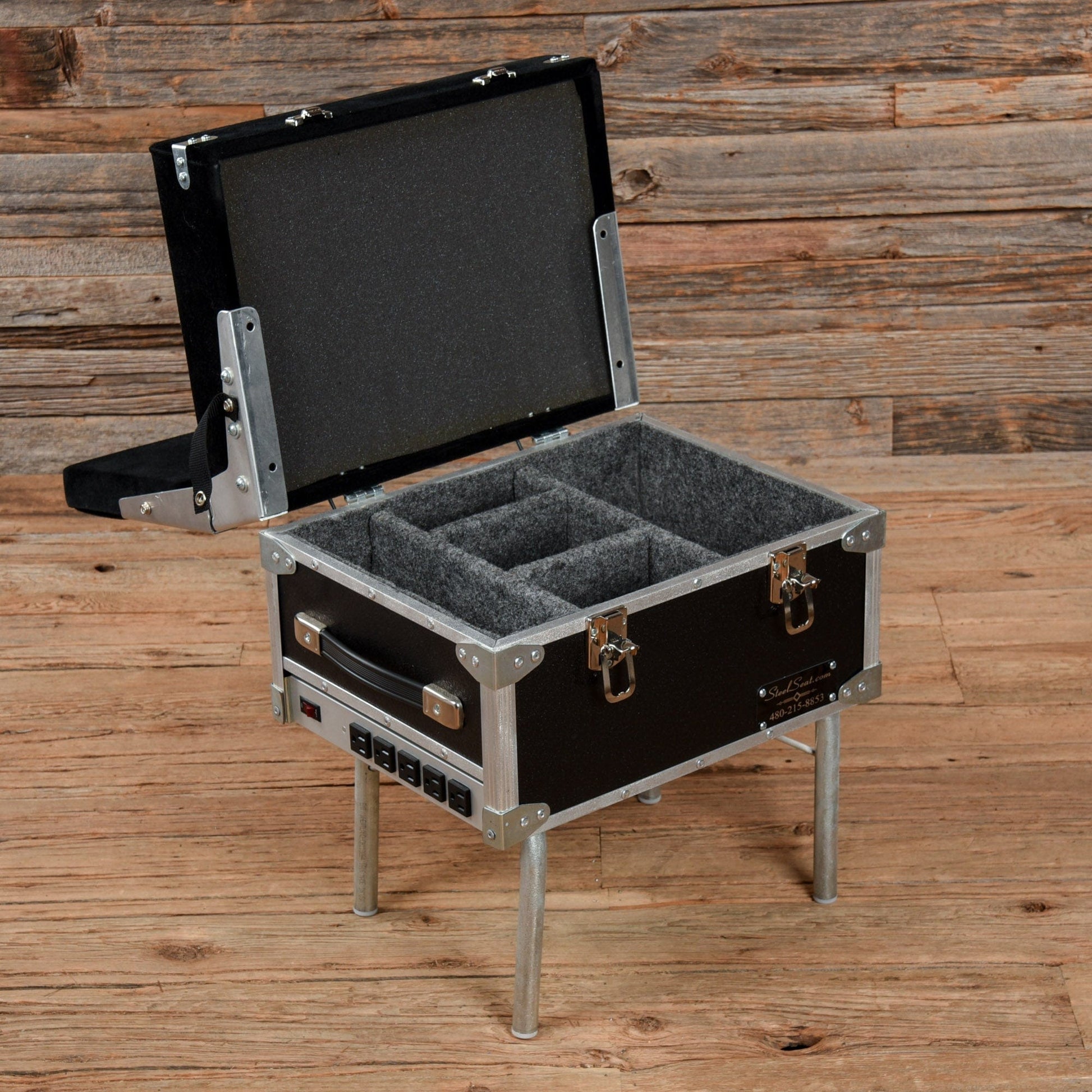 Joe Naylor Steel Seat – Chicago Music Exchange