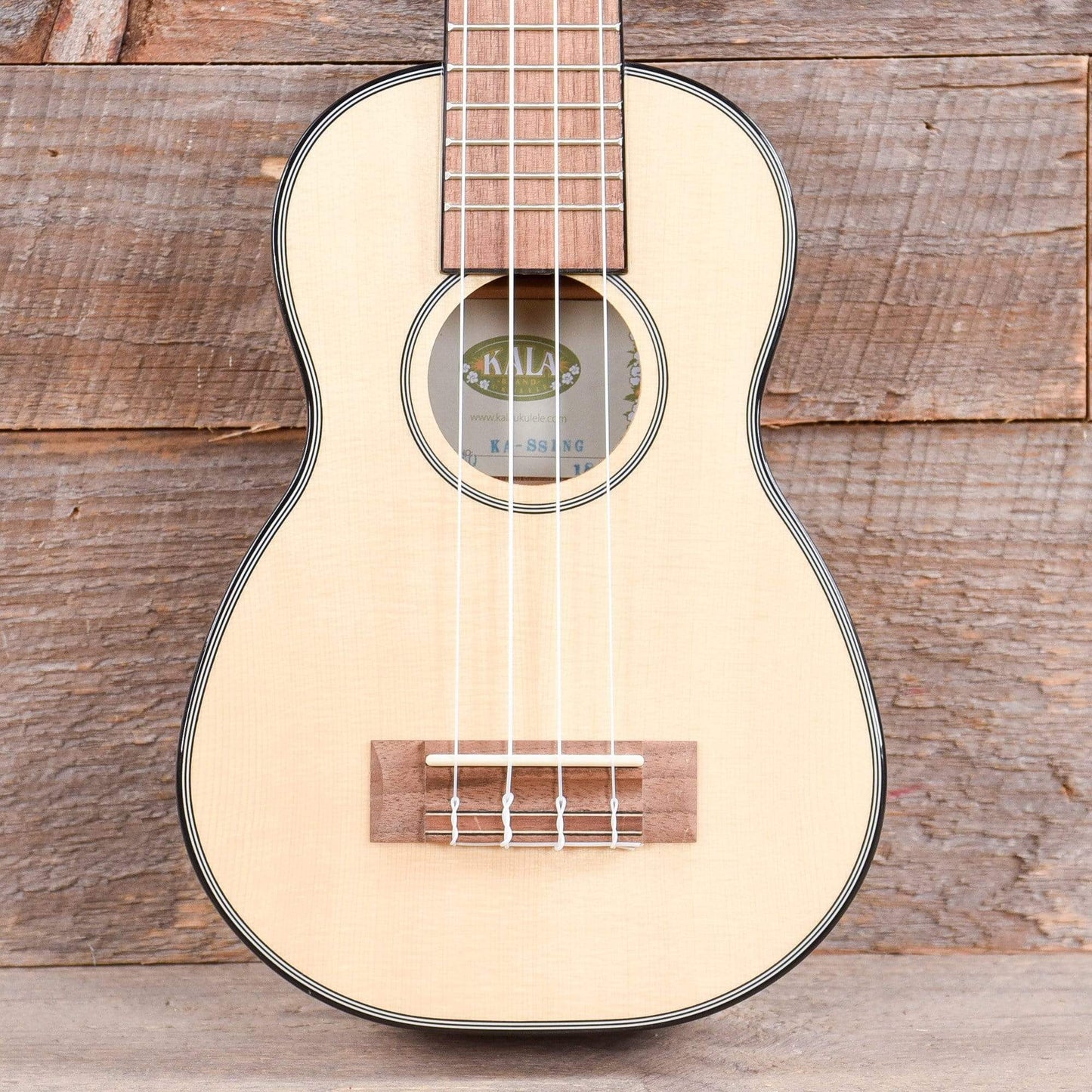 Kala KA-SSLNG Long Neck Ukulele Gloss Solid Spruce/Mahogany Folk Instruments / Ukuleles