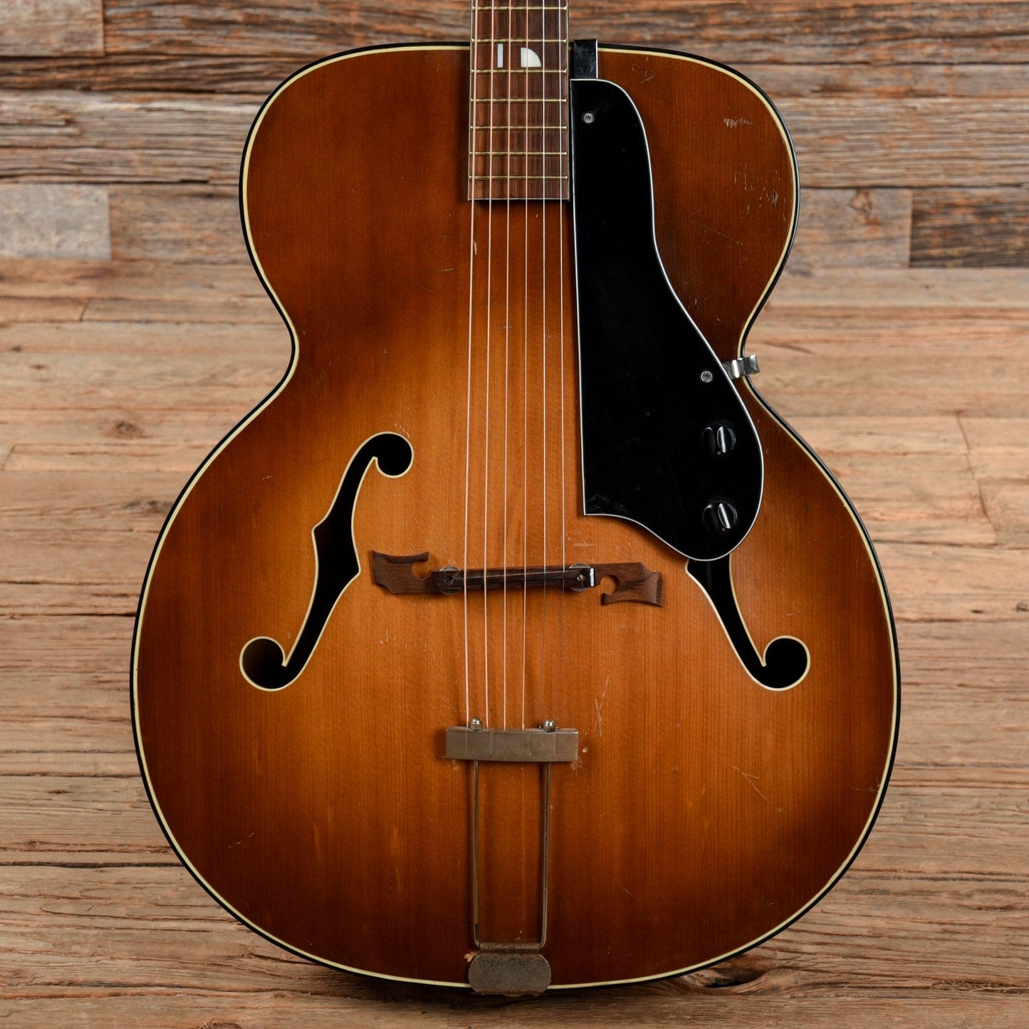 Kay Archtop Sunburst 1950s Acoustic Guitars / Archtop