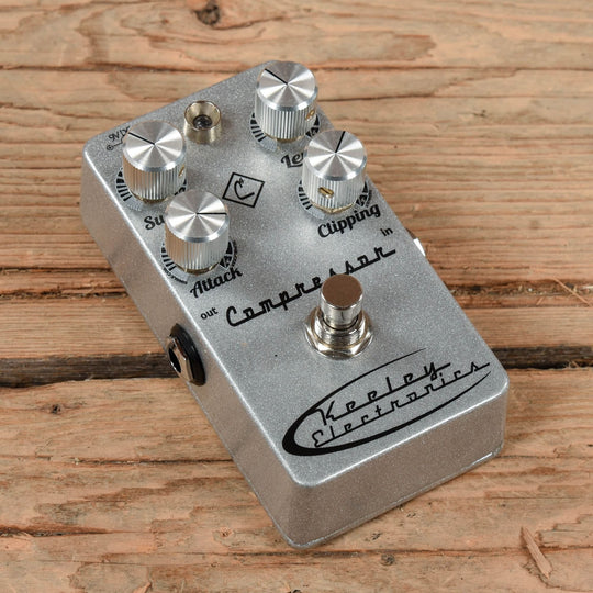 Keeley C4 4-Knob Compressor Effects and Pedals / Chorus and Vibrato