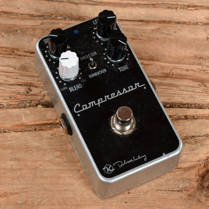 Keeley Compressor Plus Effects and Pedals / Chorus and Vibrato