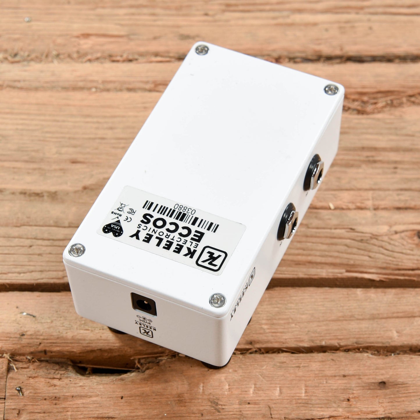 Keeley ECCOS Neo-Vintage Tape Delay Effects and Pedals / Delay