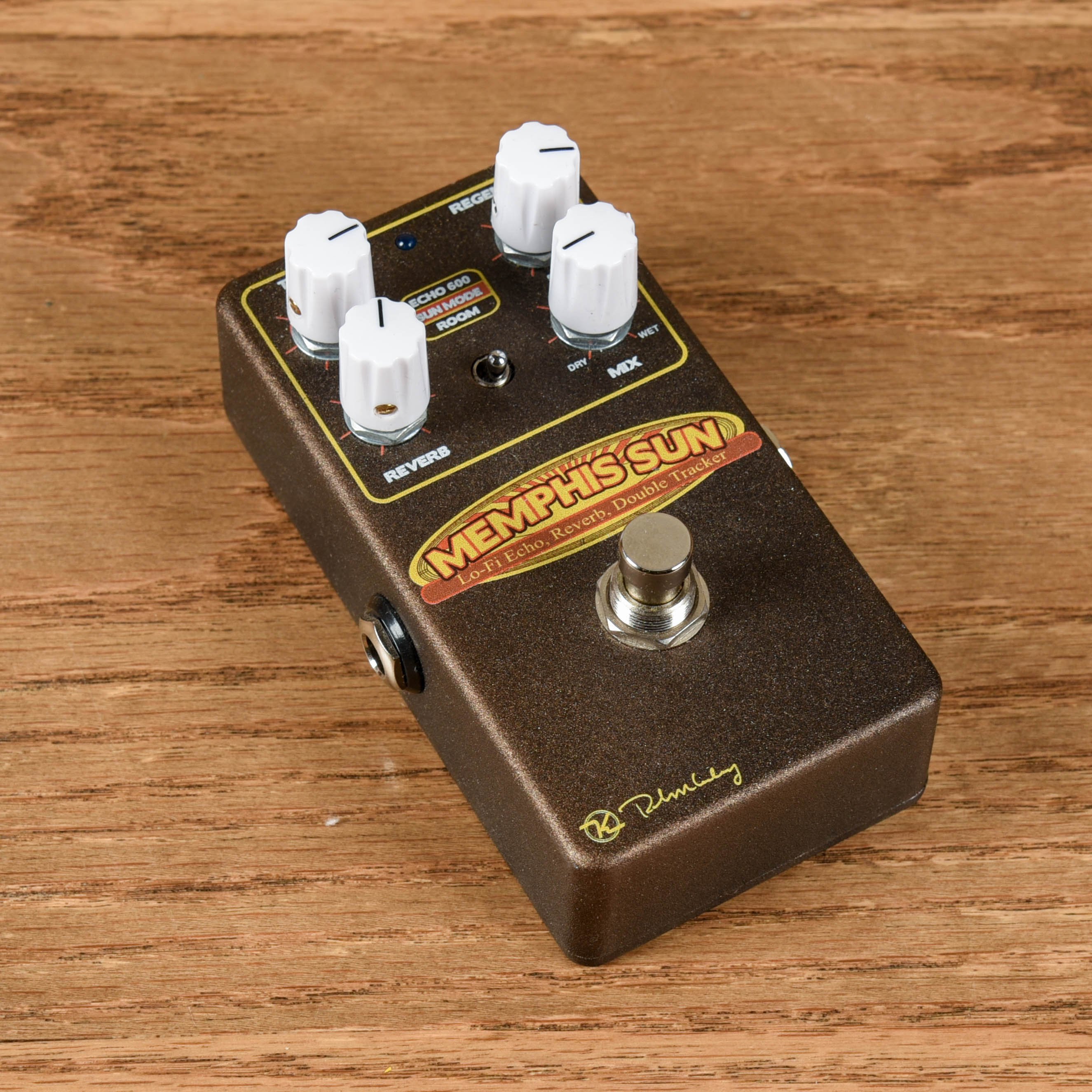 Keeley Memphis Sun Lo-Fi Reverb, Echo and Double Tracker Effects and Pedals / Multi-Effect Unit