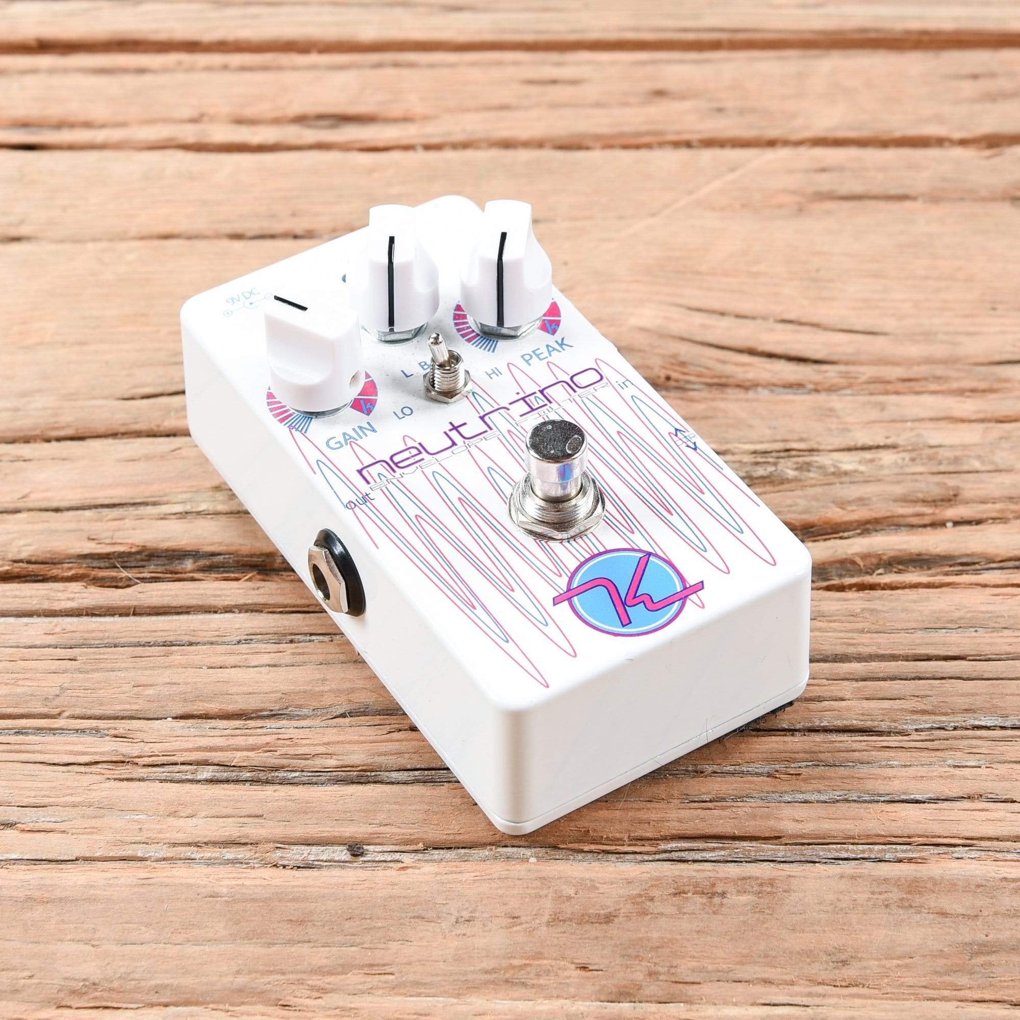 Keeley Neutrino Optocoupler Based Envelope Filter & Auto Wah Effects and Pedals / Wahs and Filters