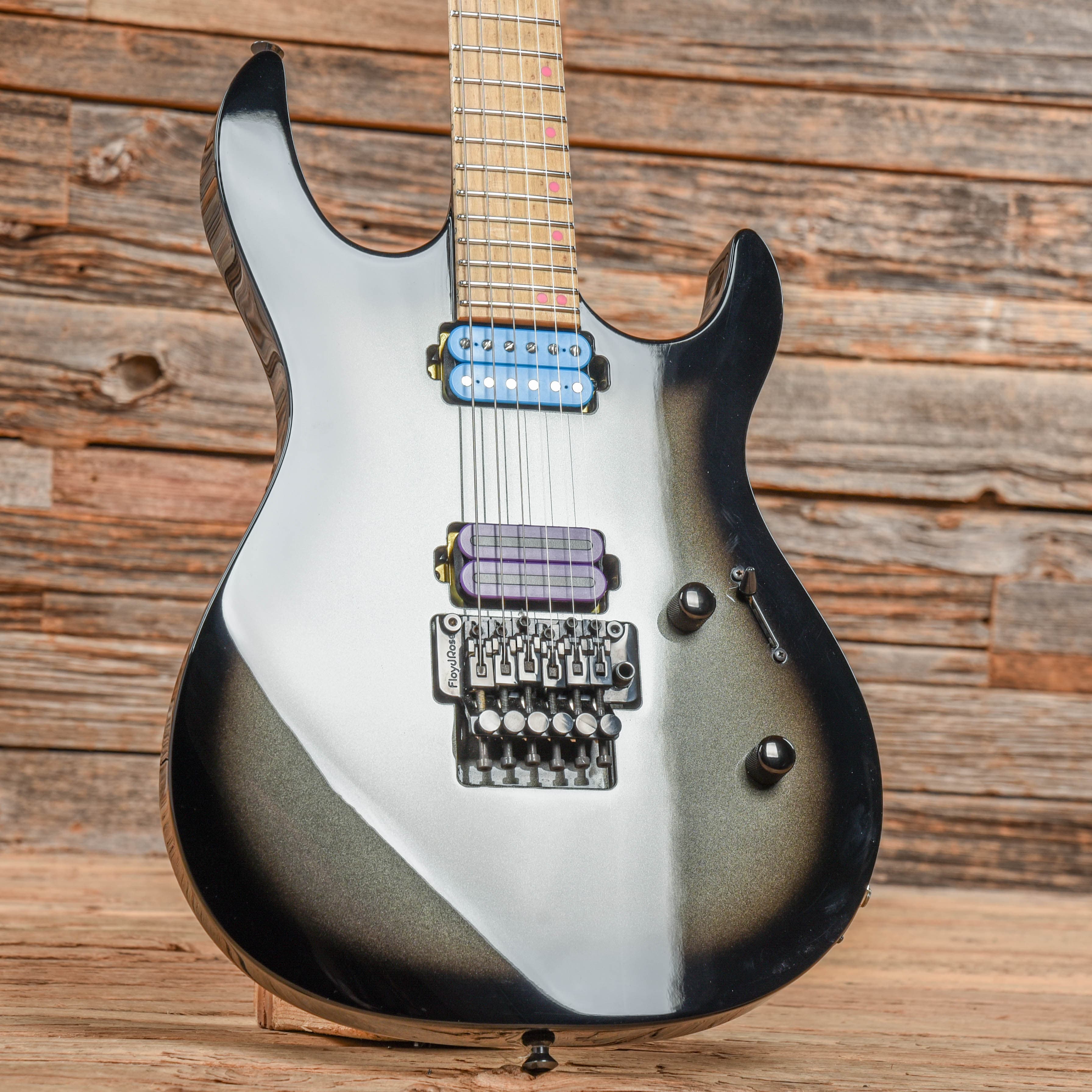 Kiesel DC600 Silverburst – Chicago Music Exchange