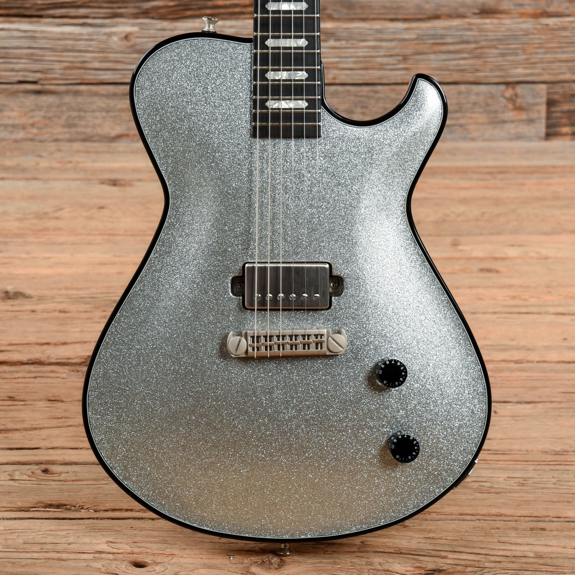 Knaggs Kenai Wraptail Silver Sparkle Electric Guitars / Solid Body