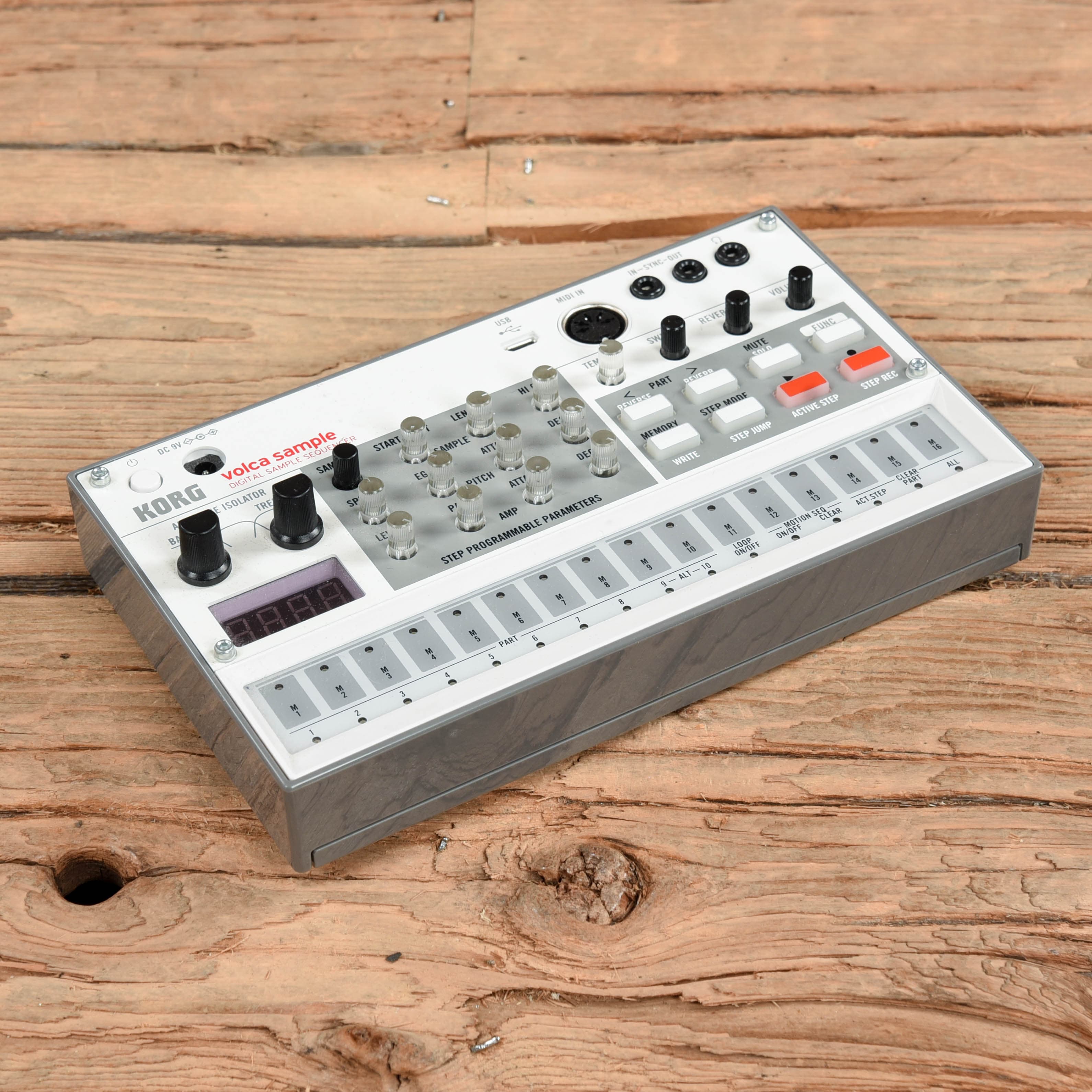 Korg Volca Sample Drums and Percussion / Drum Machines and Samplers