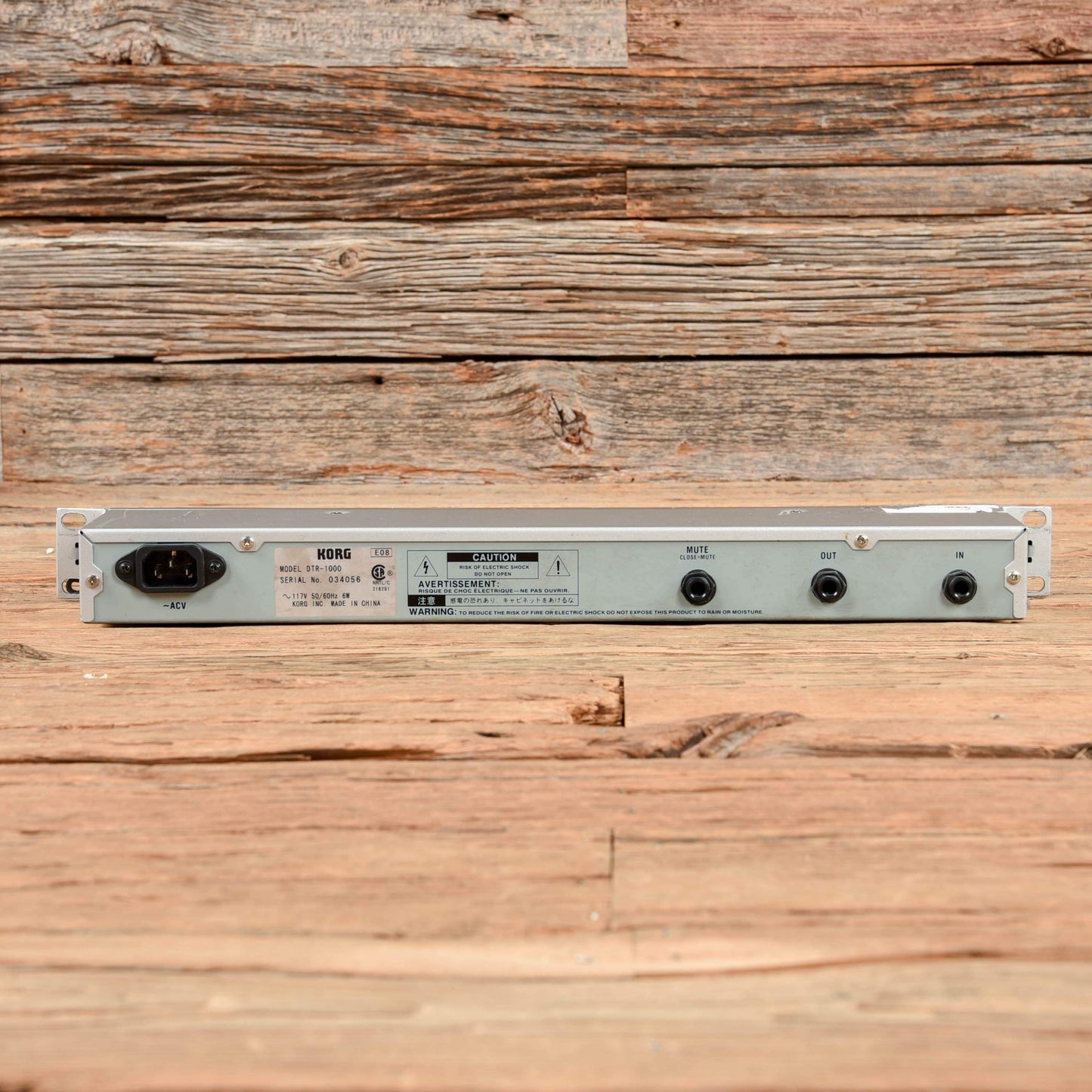 Korg DTR-1000 Rack Tuner Effects and Pedals / Tuning Pedals