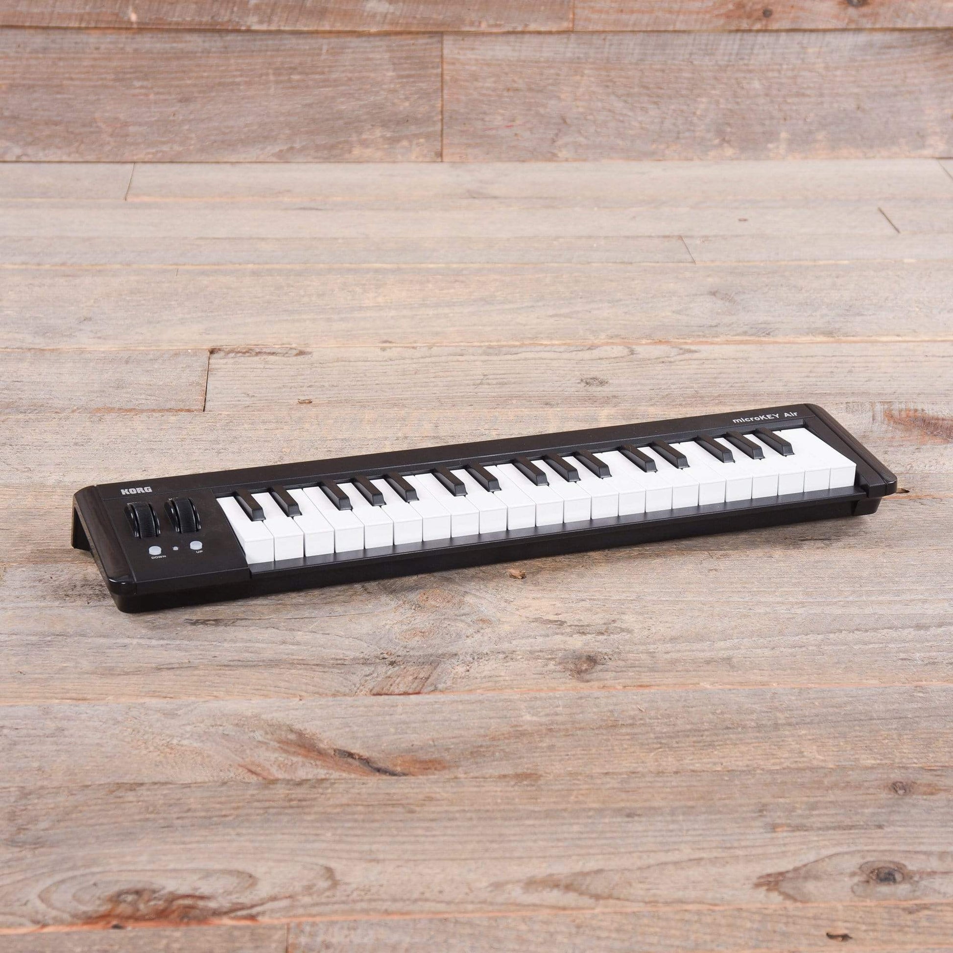 Korg MicroKEYAIR 37-Mini Key Wireless USB MIDI Keyboard Keyboards and Synths / Controllers