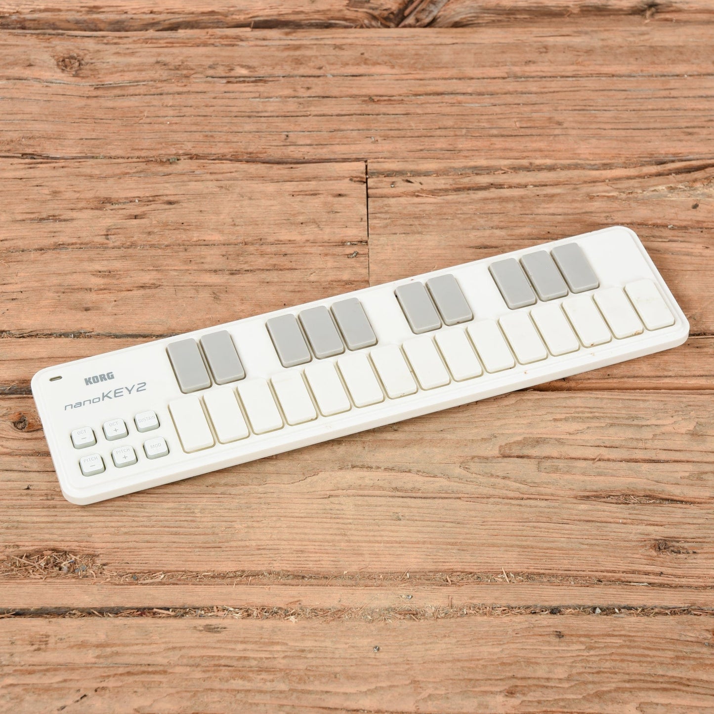 Korg NanoKEY 2 Slimline USB MIDI Keyboard Controller Keyboards and Synths / Controllers