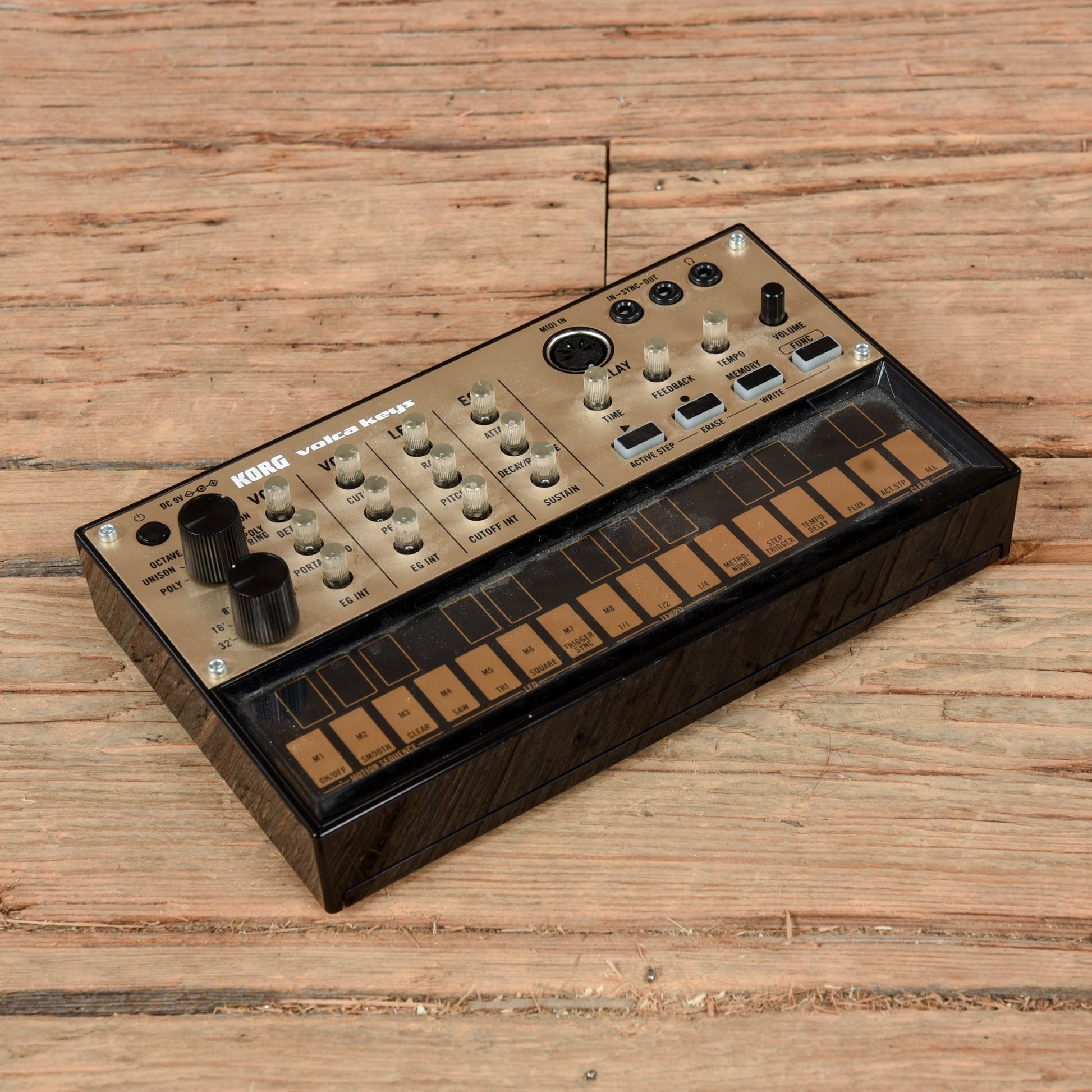 Korg Volca Keys Keyboards and Synths