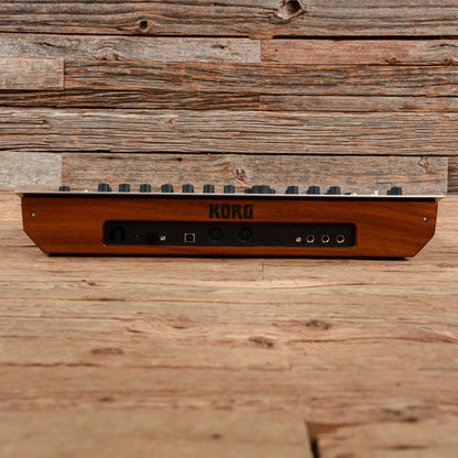 Korg Minilogue 4-voice Analog Polyphonic Synthesizer Keyboards and Synths / Synths / Analog Synths