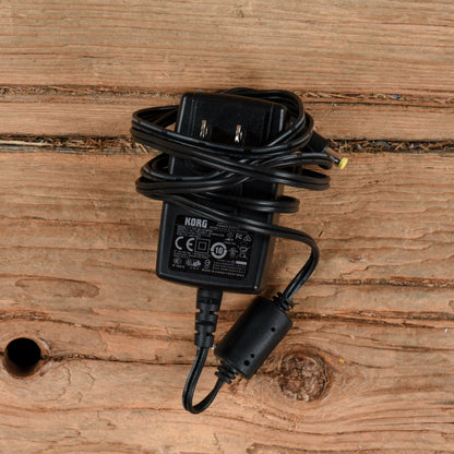 Korg Minilogue 4-voice Analog Polyphonic Synthesizer Keyboards and Synths / Synths / Analog Synths