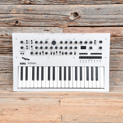 Korg Minilogue (Silver) Keyboards and Synths / Synths / Analog Synths