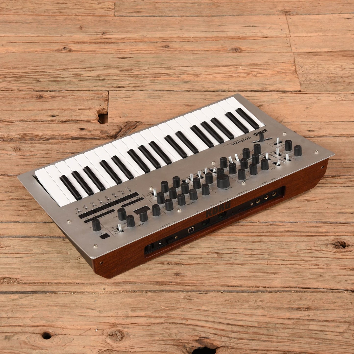 Korg Minilogue Keyboards and Synths / Synths / Analog Synths