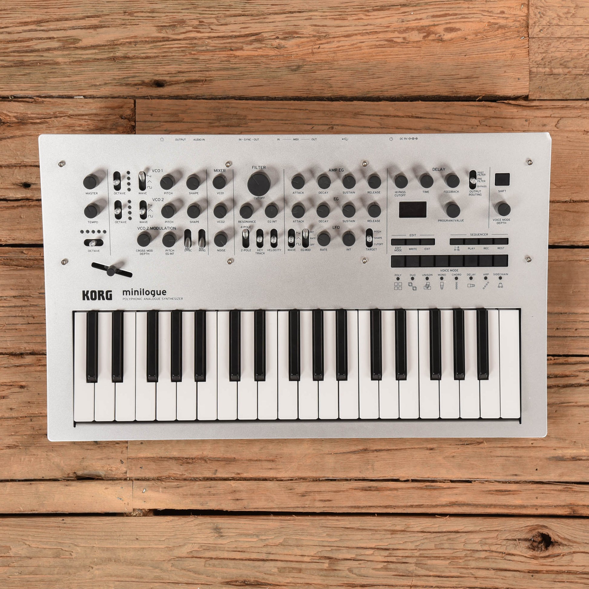 Korg Minilogue Keyboards and Synths / Synths / Analog Synths