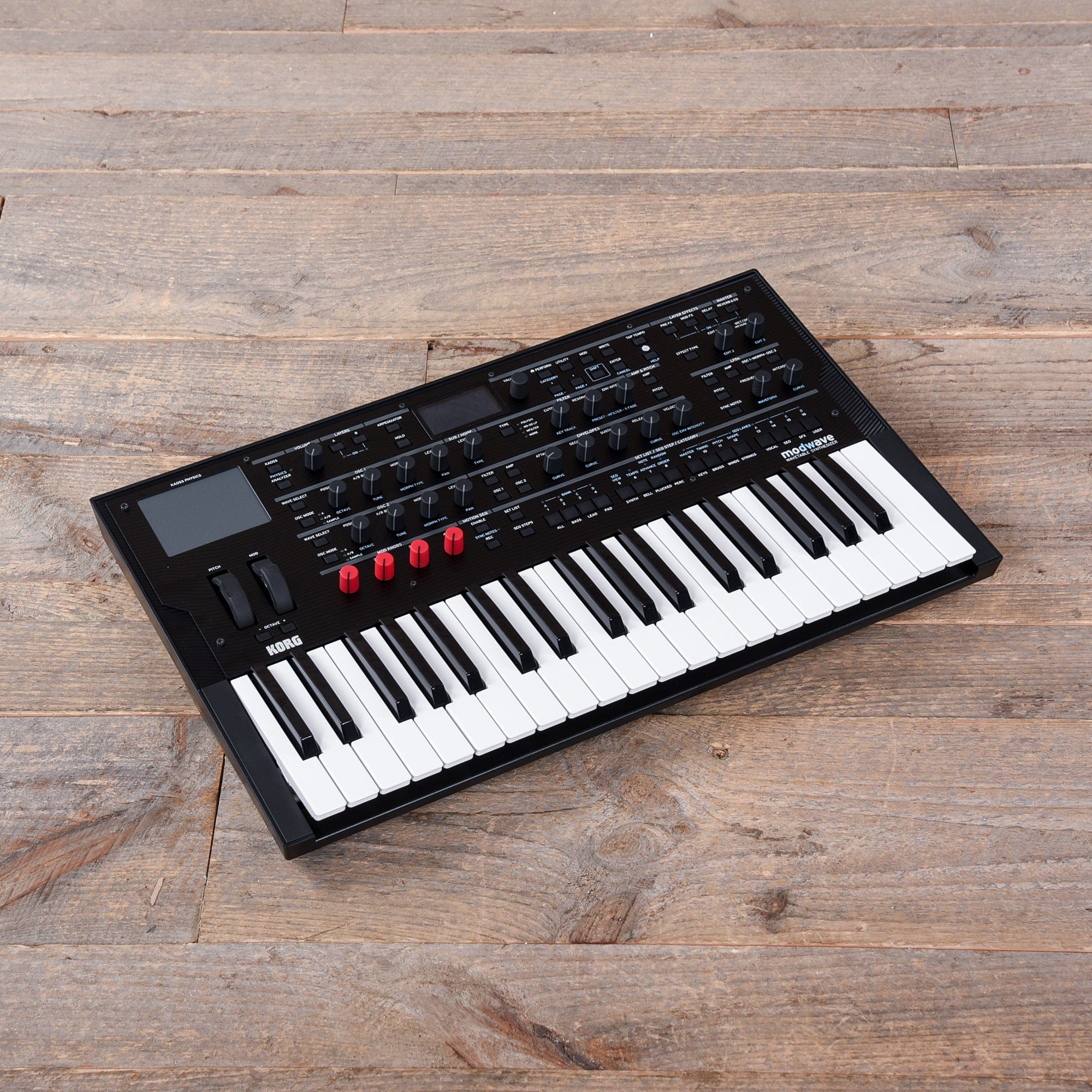Korg Modwave Wavetable Synthesizer Keyboards and Synths / Synths / Analog Synths