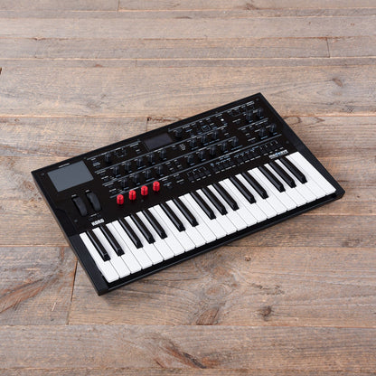 Korg Modwave Wavetable Synthesizer Keyboards and Synths / Synths / Analog Synths