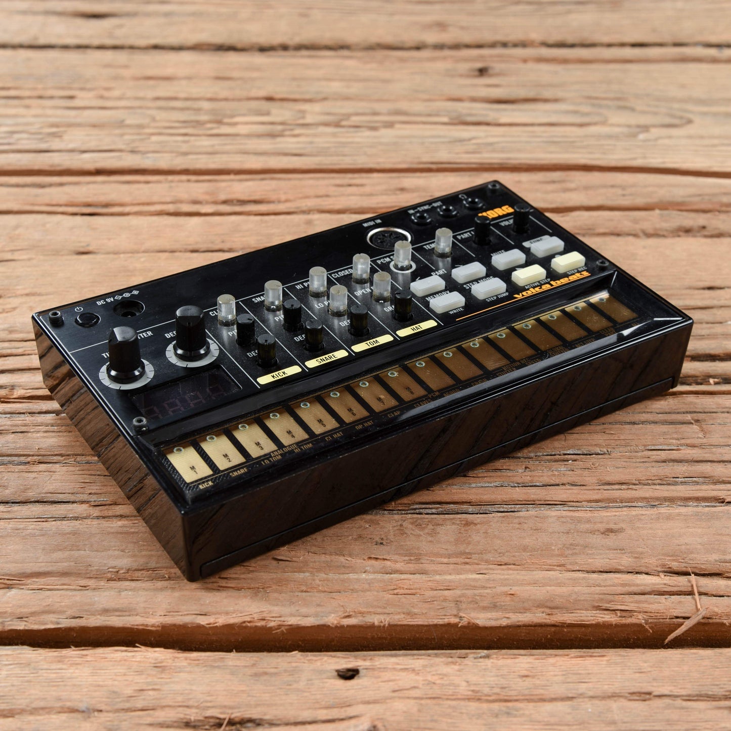 Korg Volca Beats Analogue Rhythm Machine Keyboards and Synths / Synths / Analog Synths
