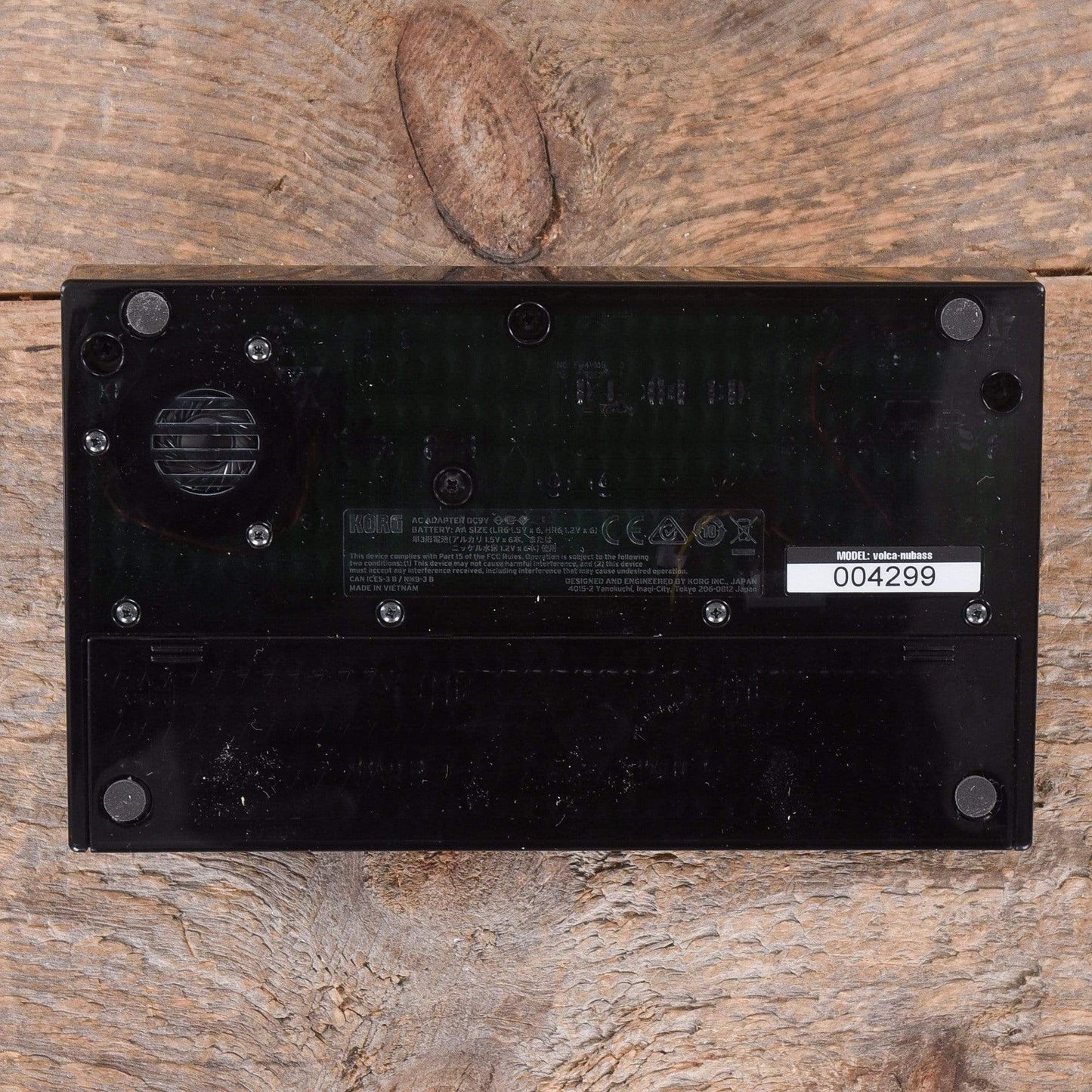 Korg Volca Vacuum Tube Bass Synth Keyboards and Synths / Synths / Analog Synths