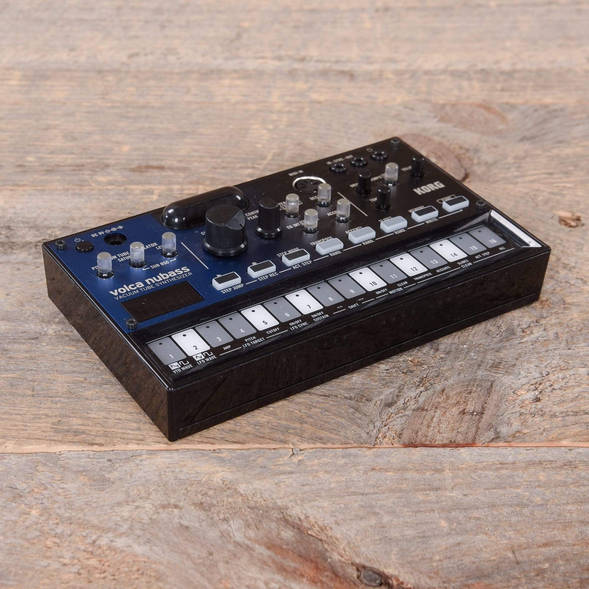 Korg Volca Vacuum Tube Bass Synth Keyboards and Synths / Synths / Analog Synths