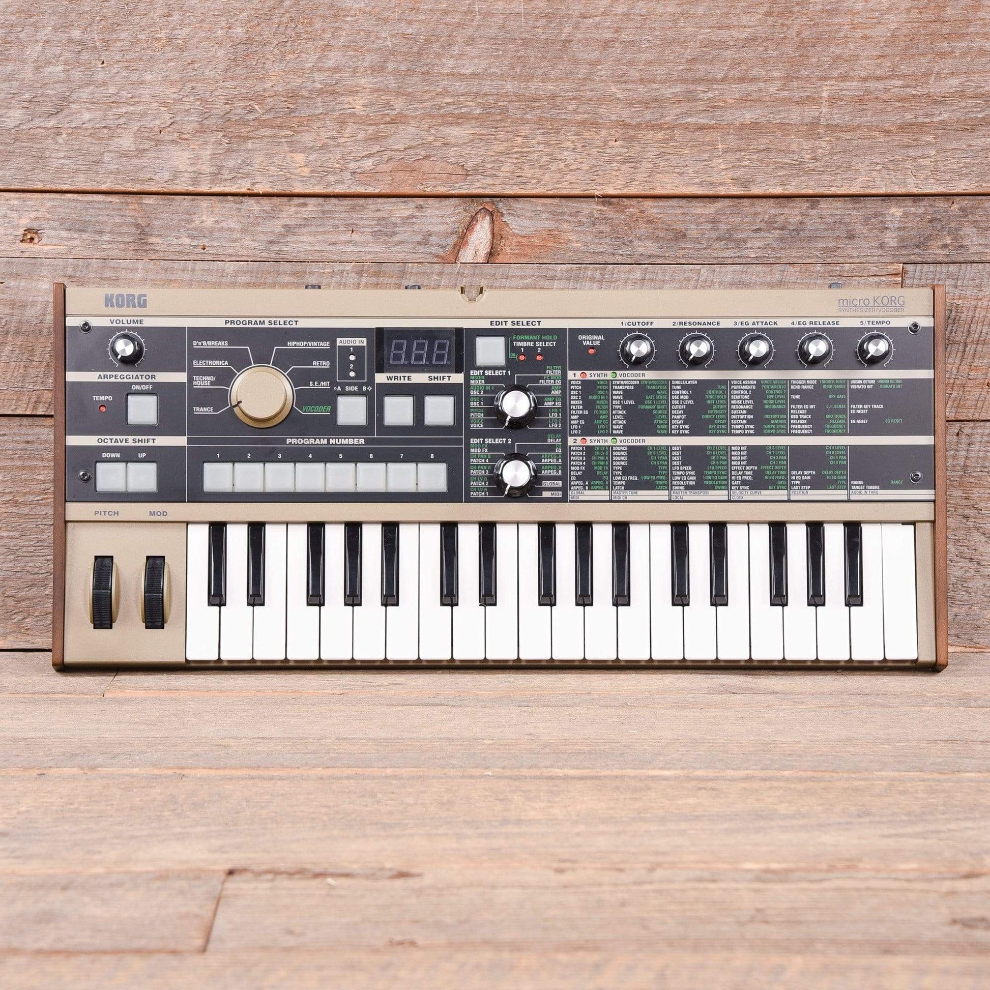 Korg MicroKorg 37-Mini Key Synthesizer & Vocoder Keyboards and Synths / Synths / Digital Synths